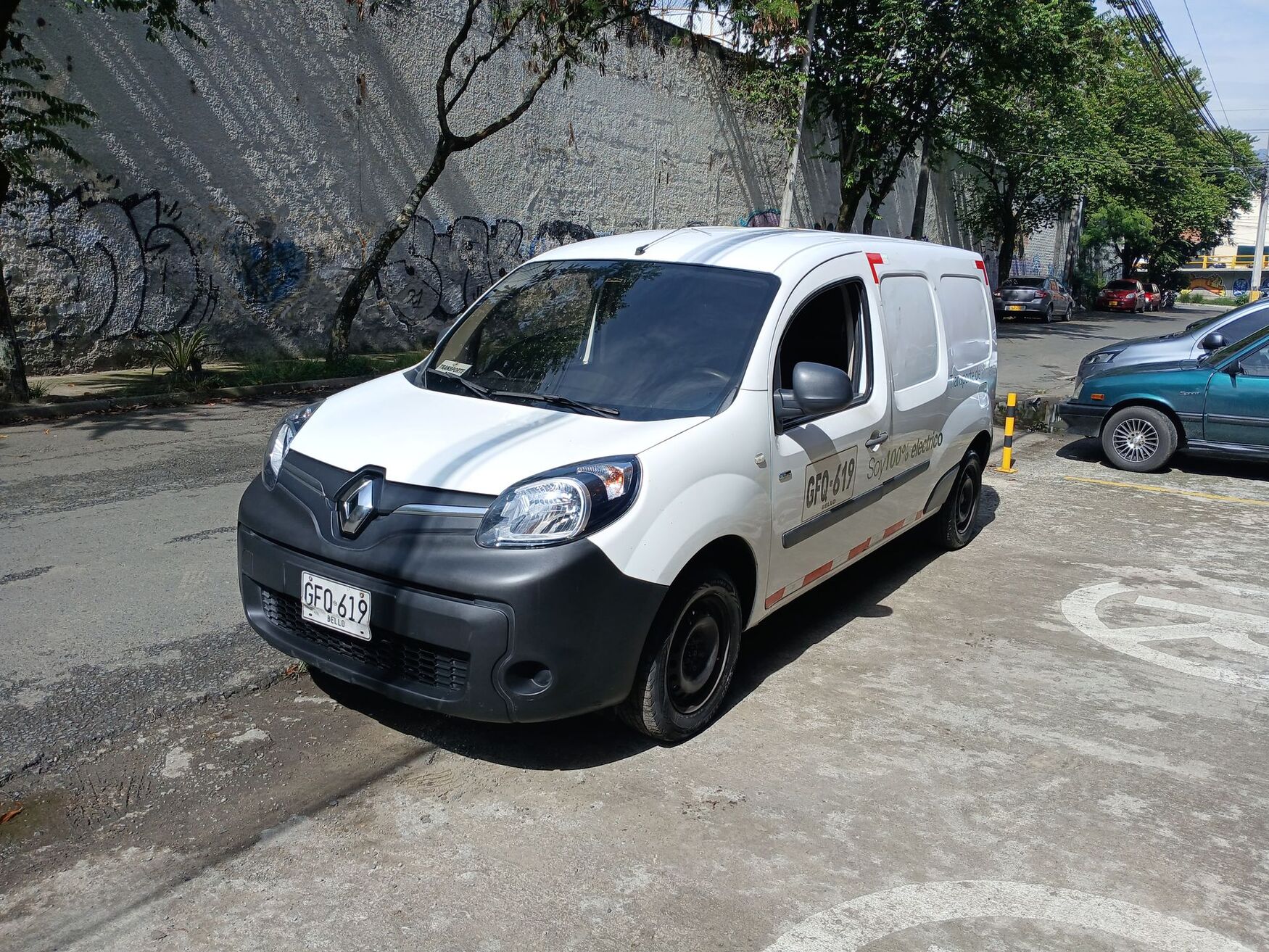 Renault - Kangoo ZE - 2019 image number 5