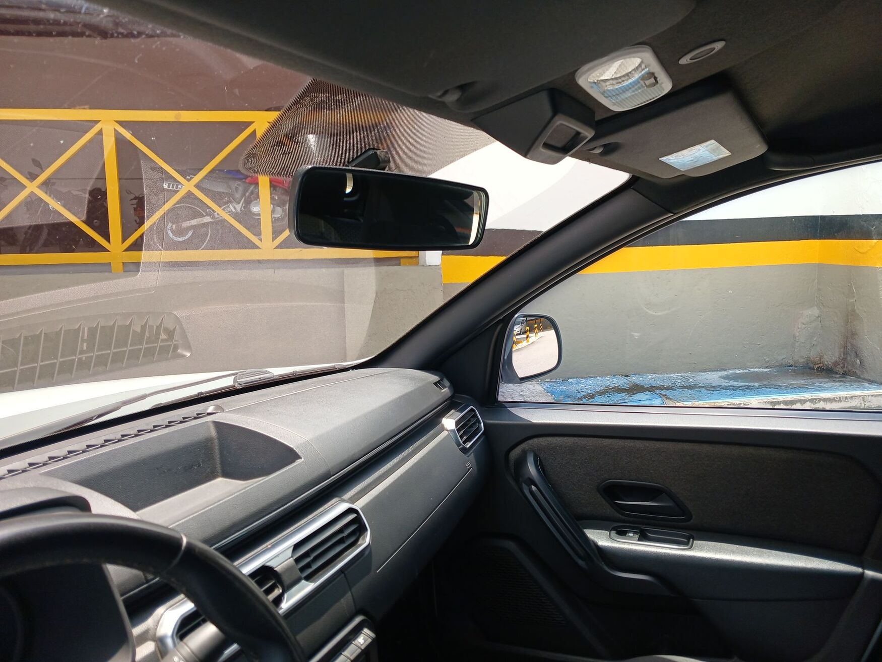 Renault - Oroch - 2024 image number 2
