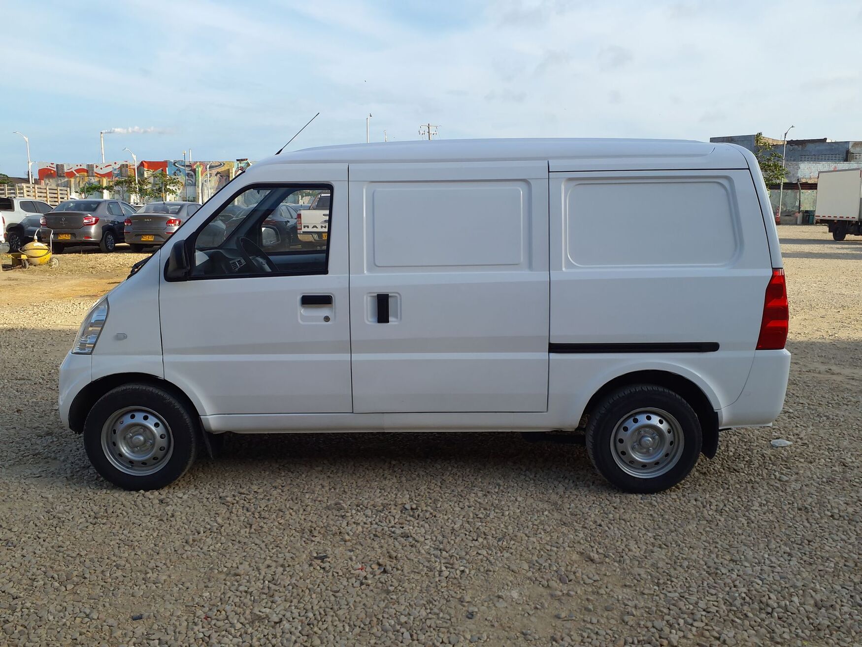 Chevrolet - N300 - 2021 image number 6