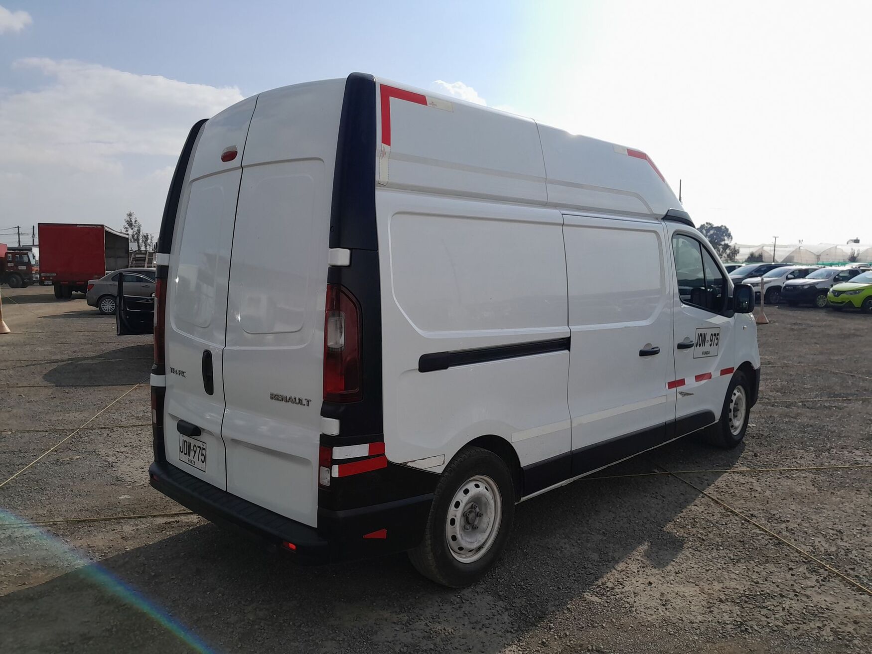 Renault - Trafic - 2021 image number 9