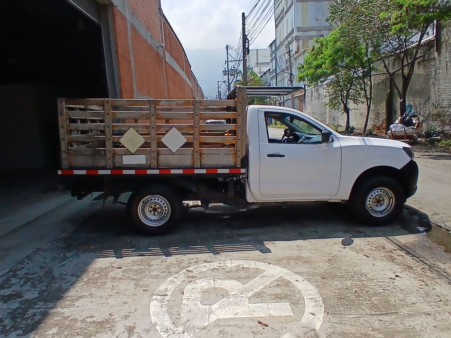 Nissan - Frontier - 2019 image number 10