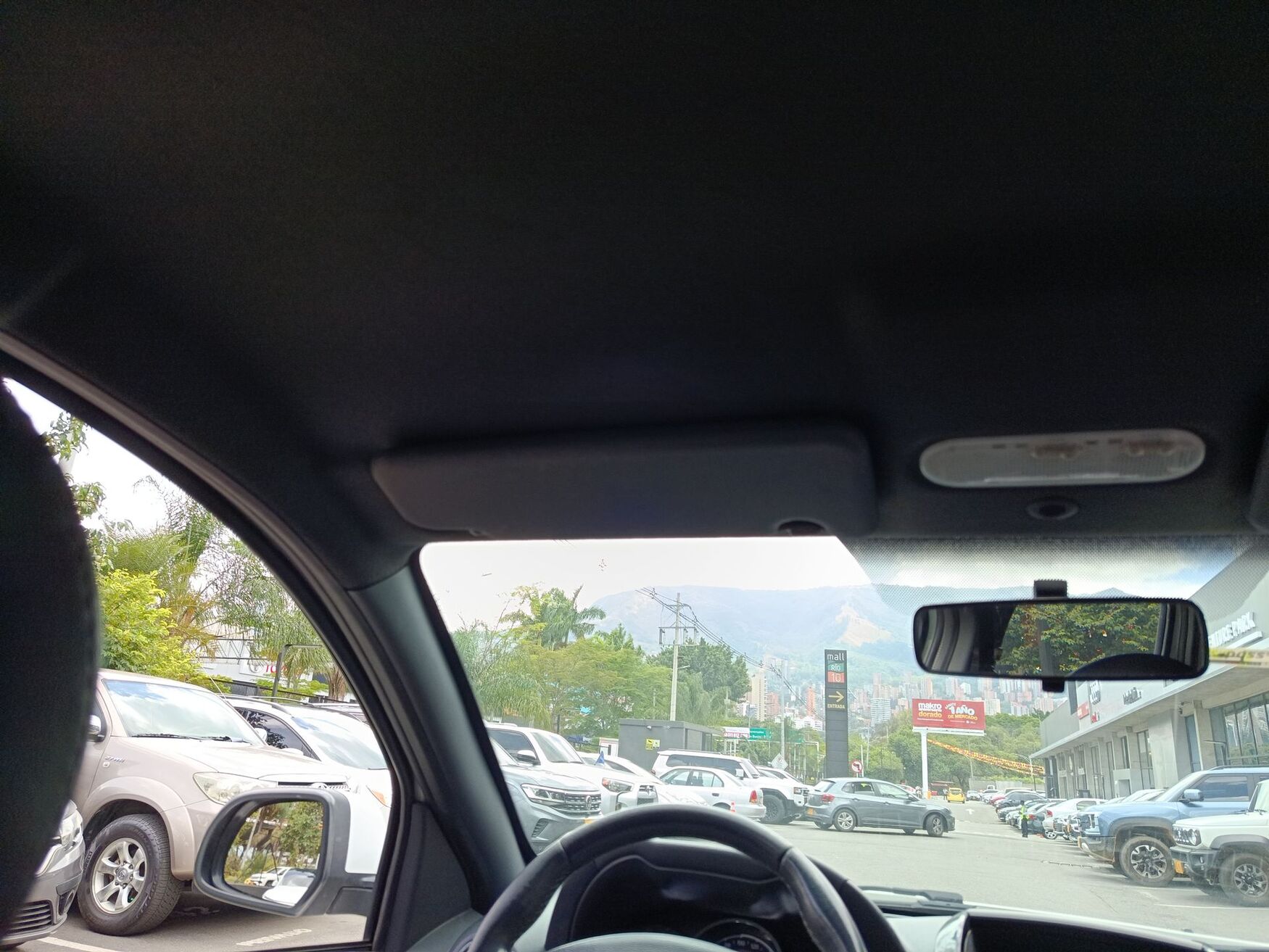 Renault - Duster - 2021 image number 2