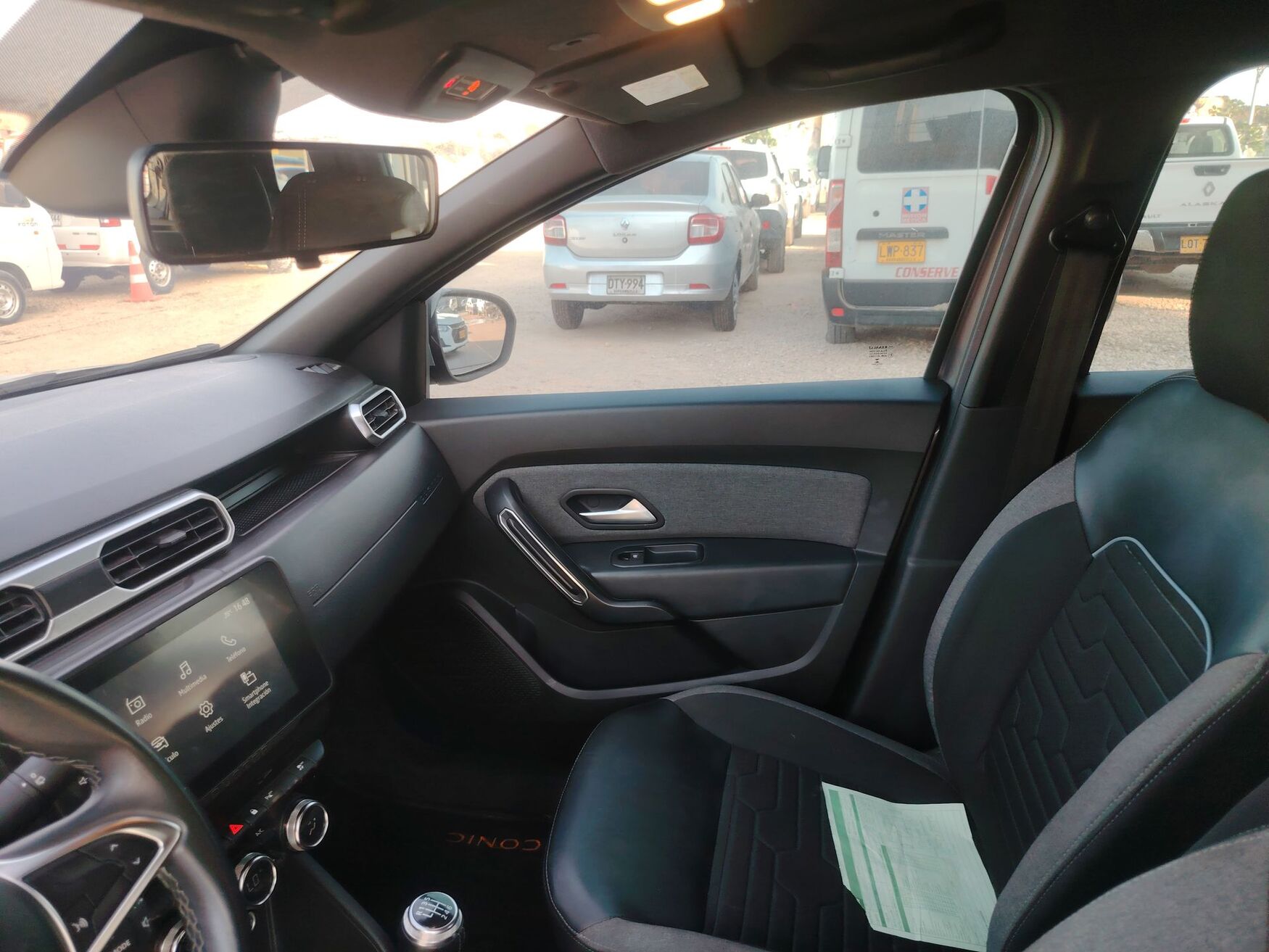 Renault - Duster - 2024 image number 2