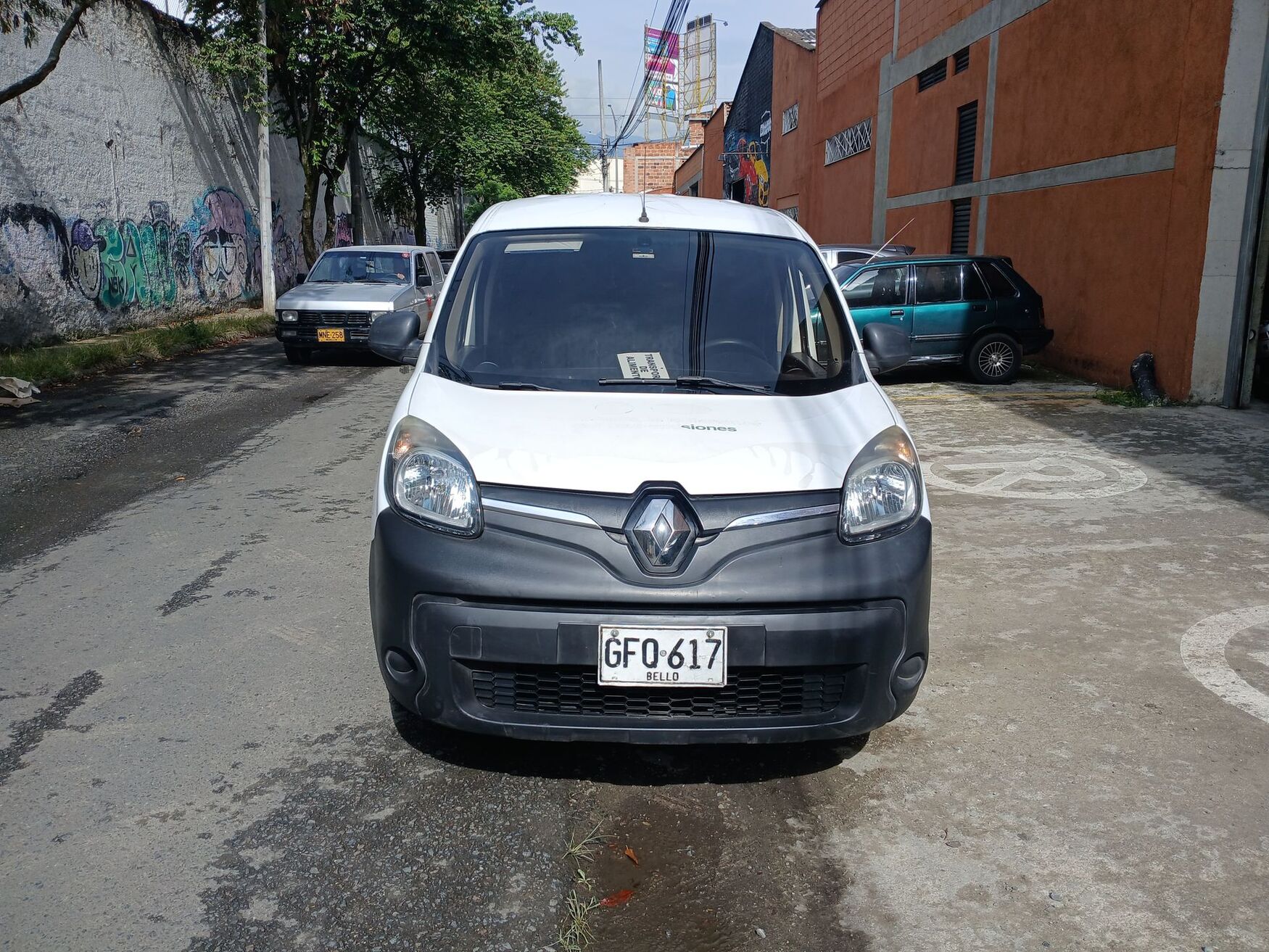 Renault - Kangoo ZE - 2019 image number 4