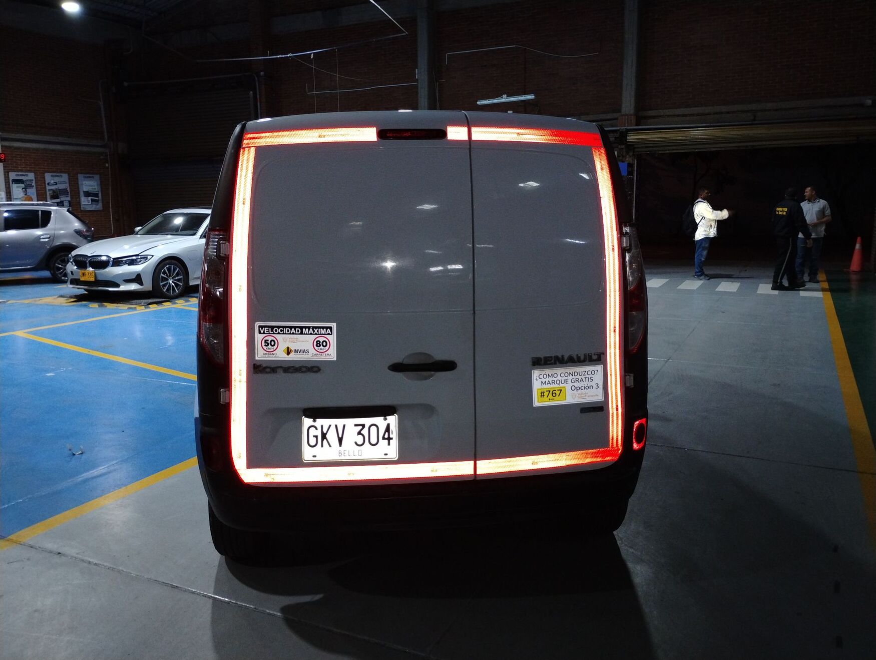 Renault - Kangoo ZE - 2020 image number 8