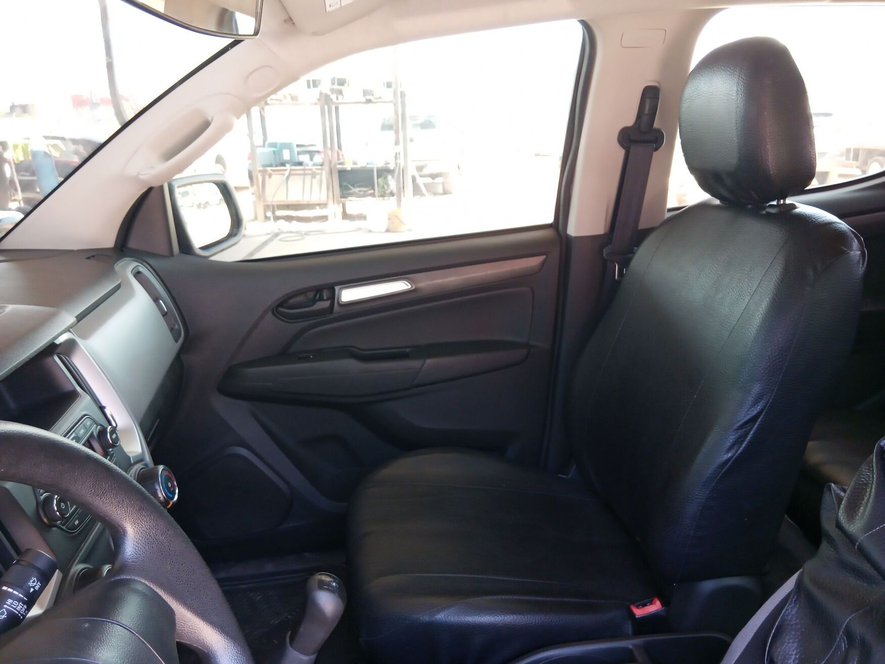 Chevrolet - Colorado - 2022 image number 2