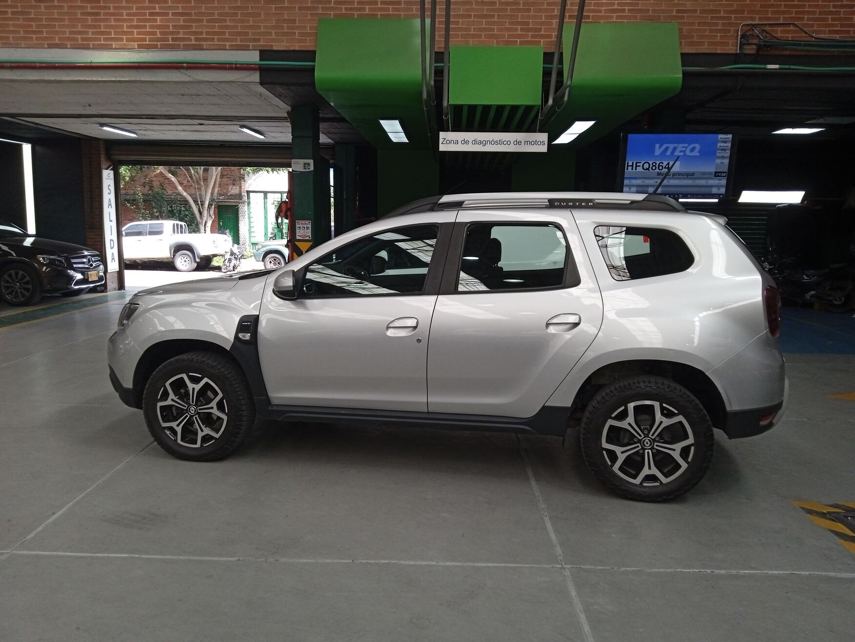 Renault - Duster - 2023 image number 6