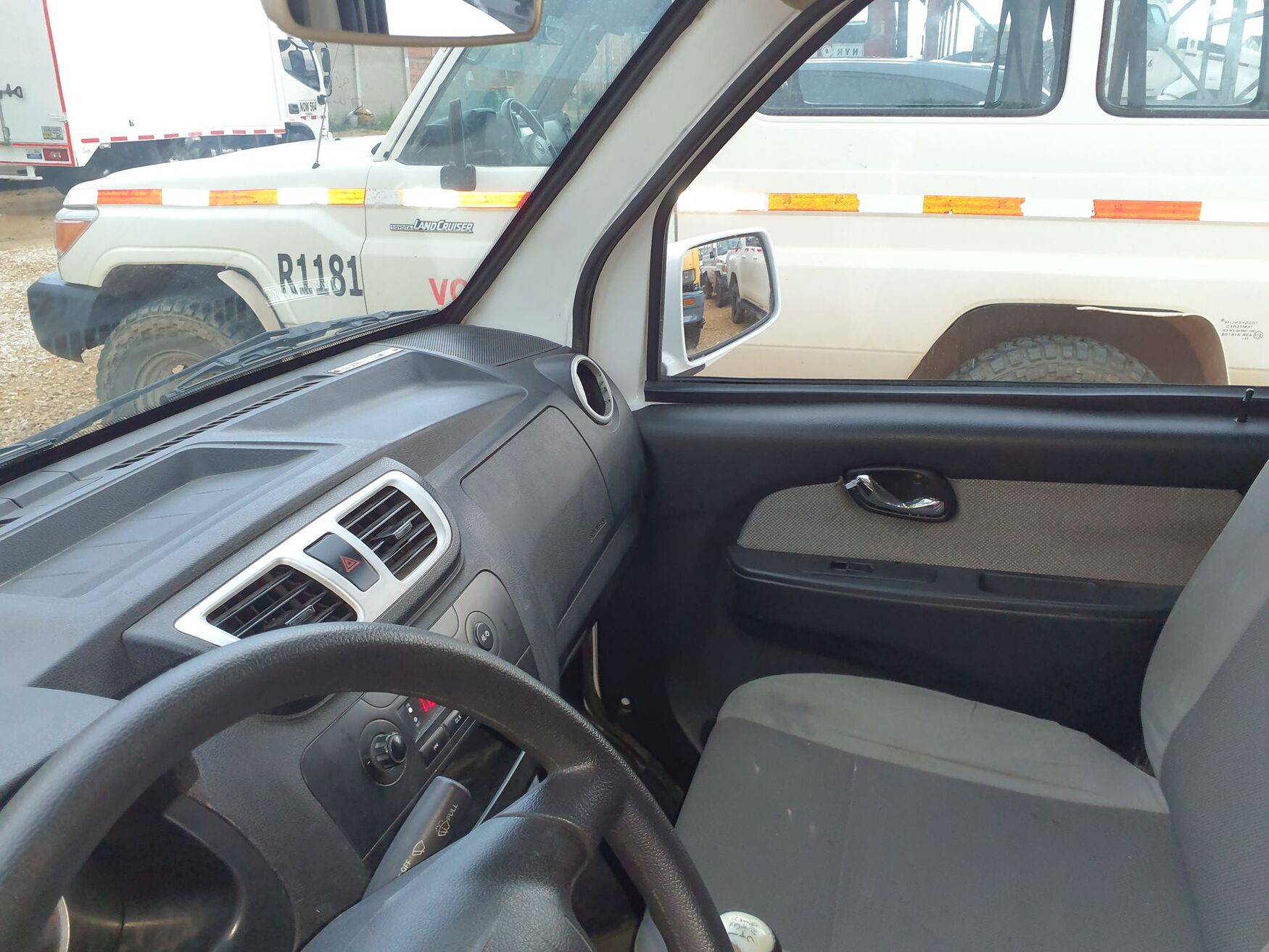 DFSK - K05S - 2023 image number 2