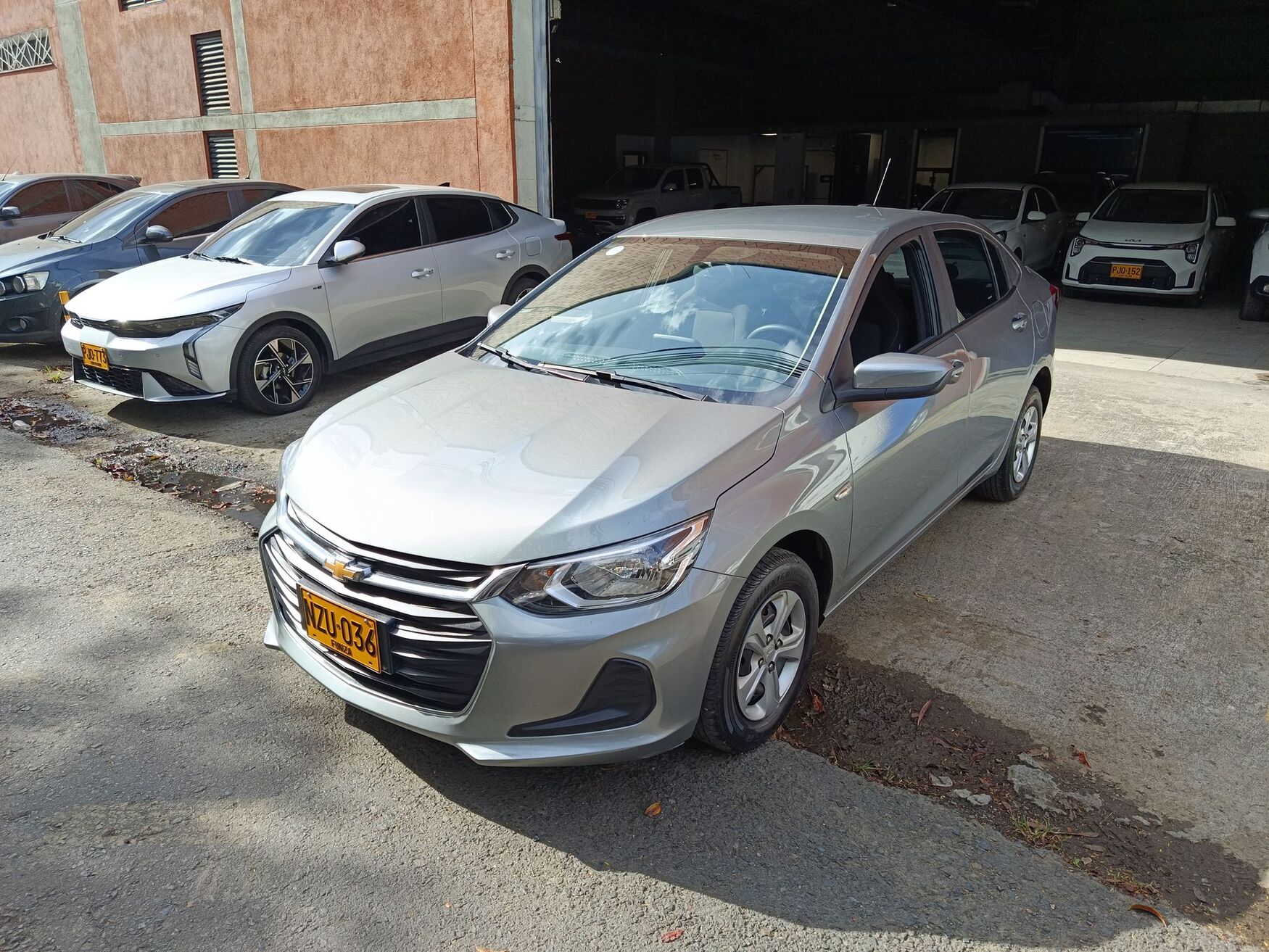 Chevrolet - Onix - 2025 image number 5