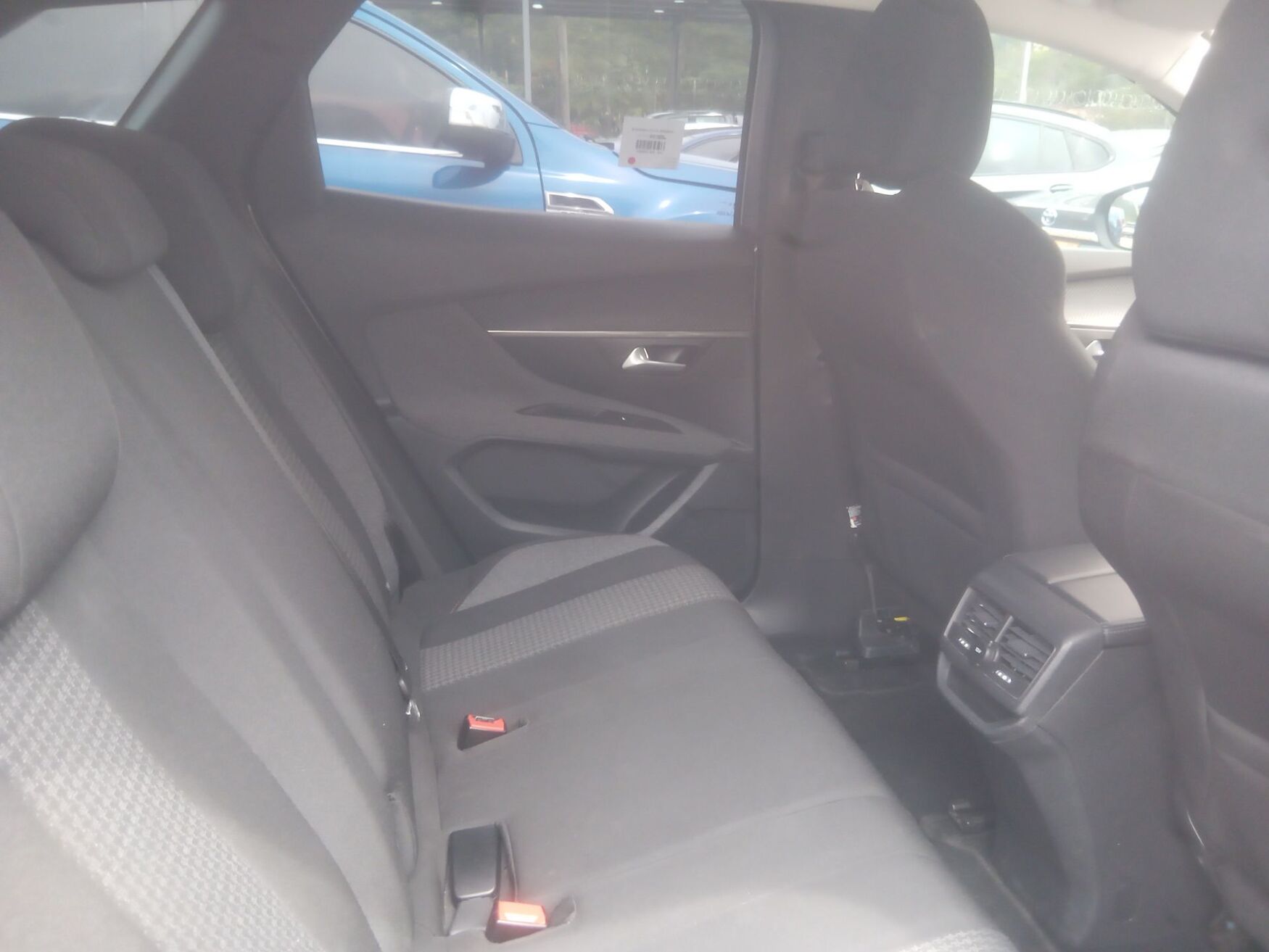 Peugeot - 3008 - 2023 image number 3