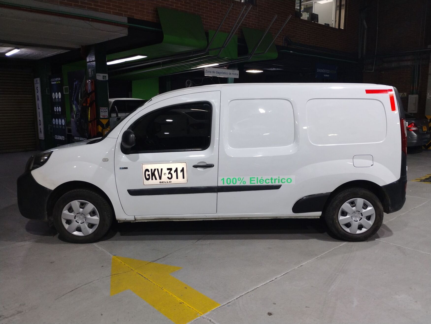 Renault - Kangoo ZE - 2020 image number 6