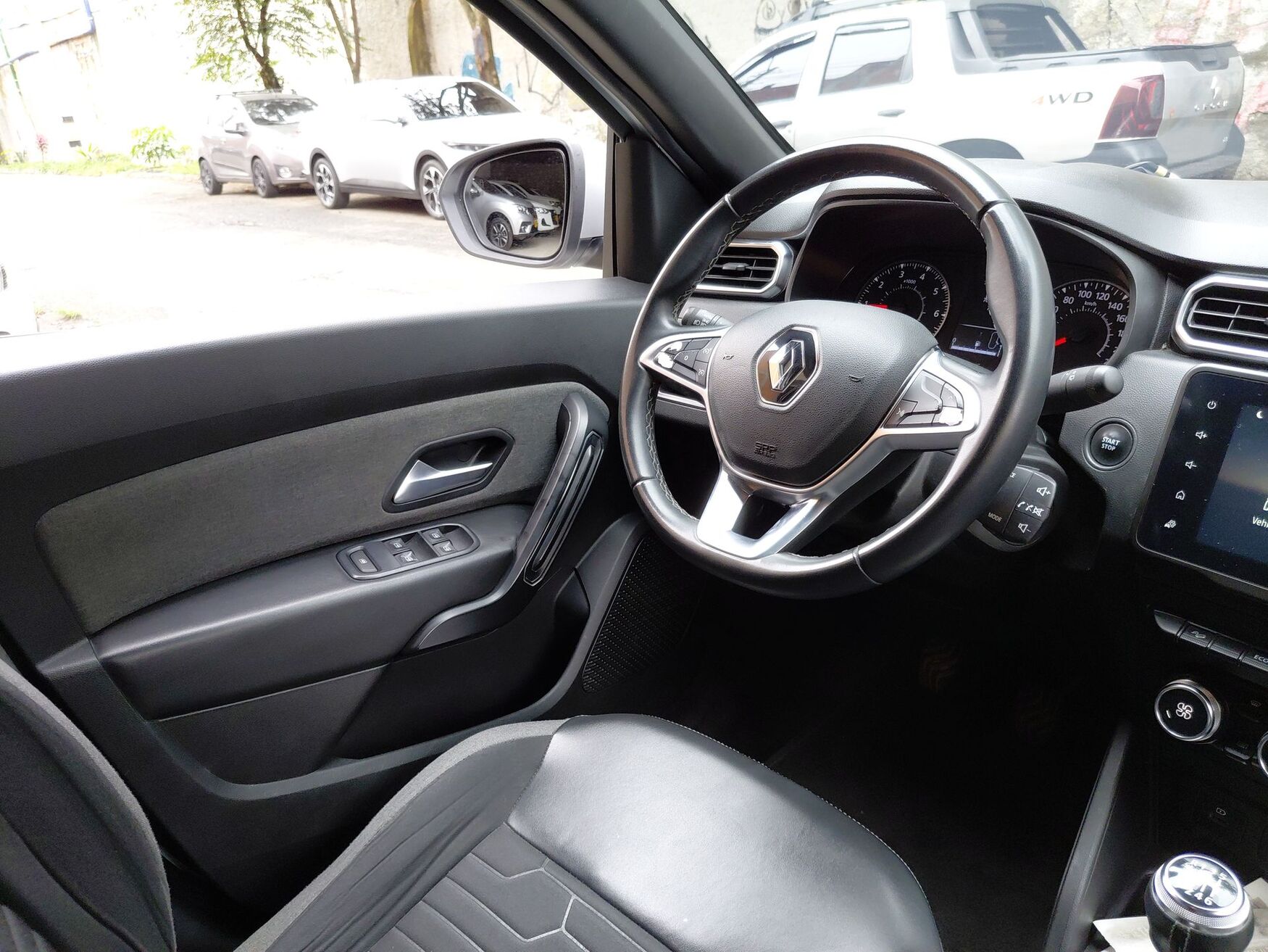 Renault - Duster - 2024 image number 11