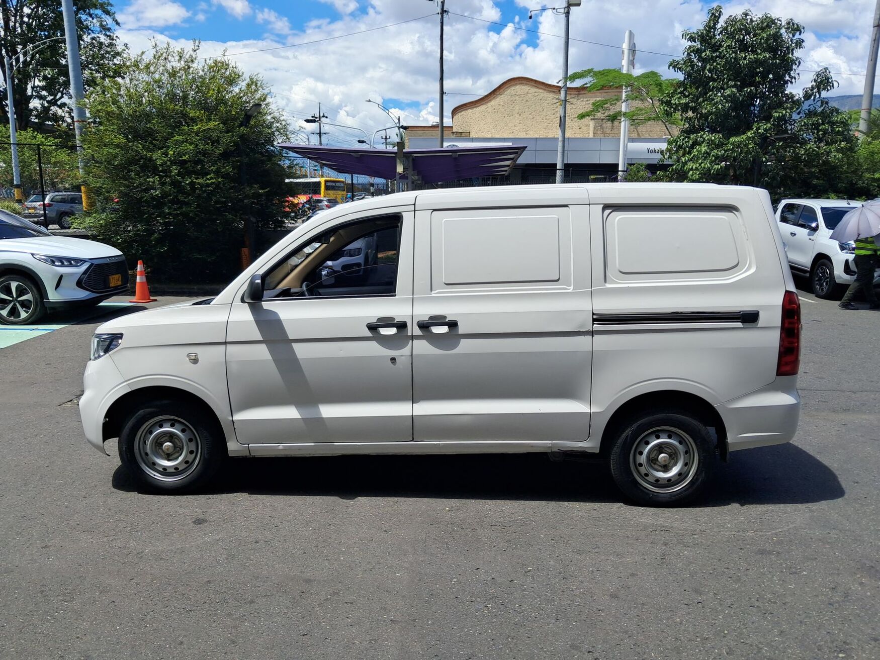 Chevrolet - N400 - 2022 image number 6
