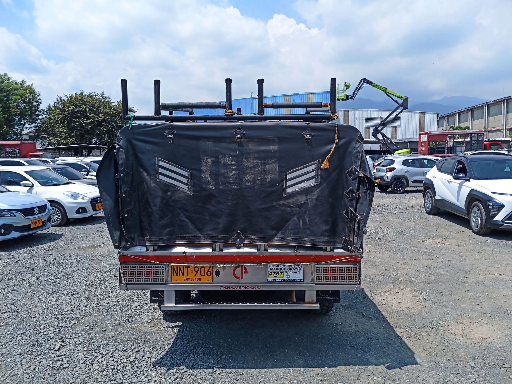 Nissan - Frontier - 2024 image number 8