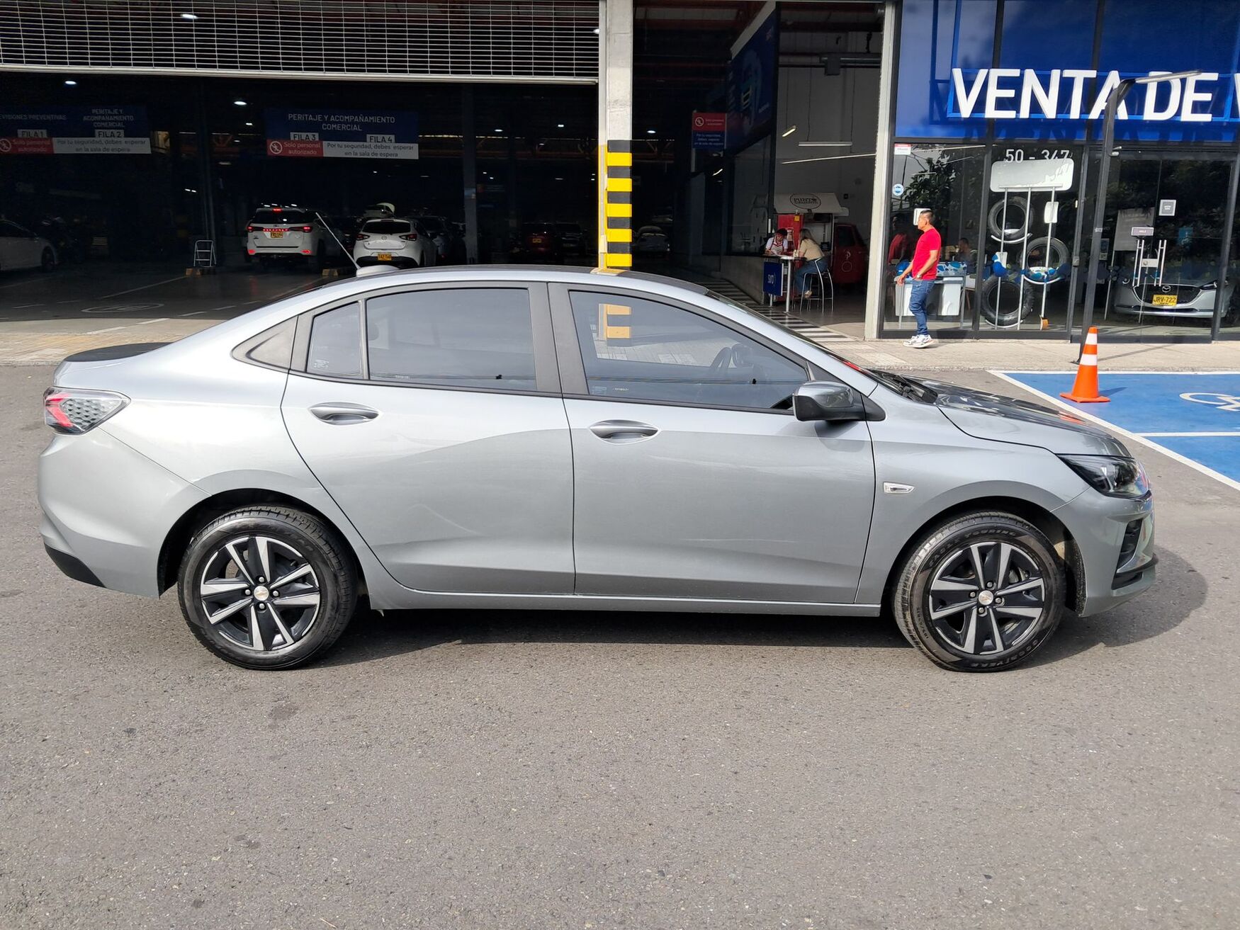 Chevrolet - Onix - 2026 image number 10