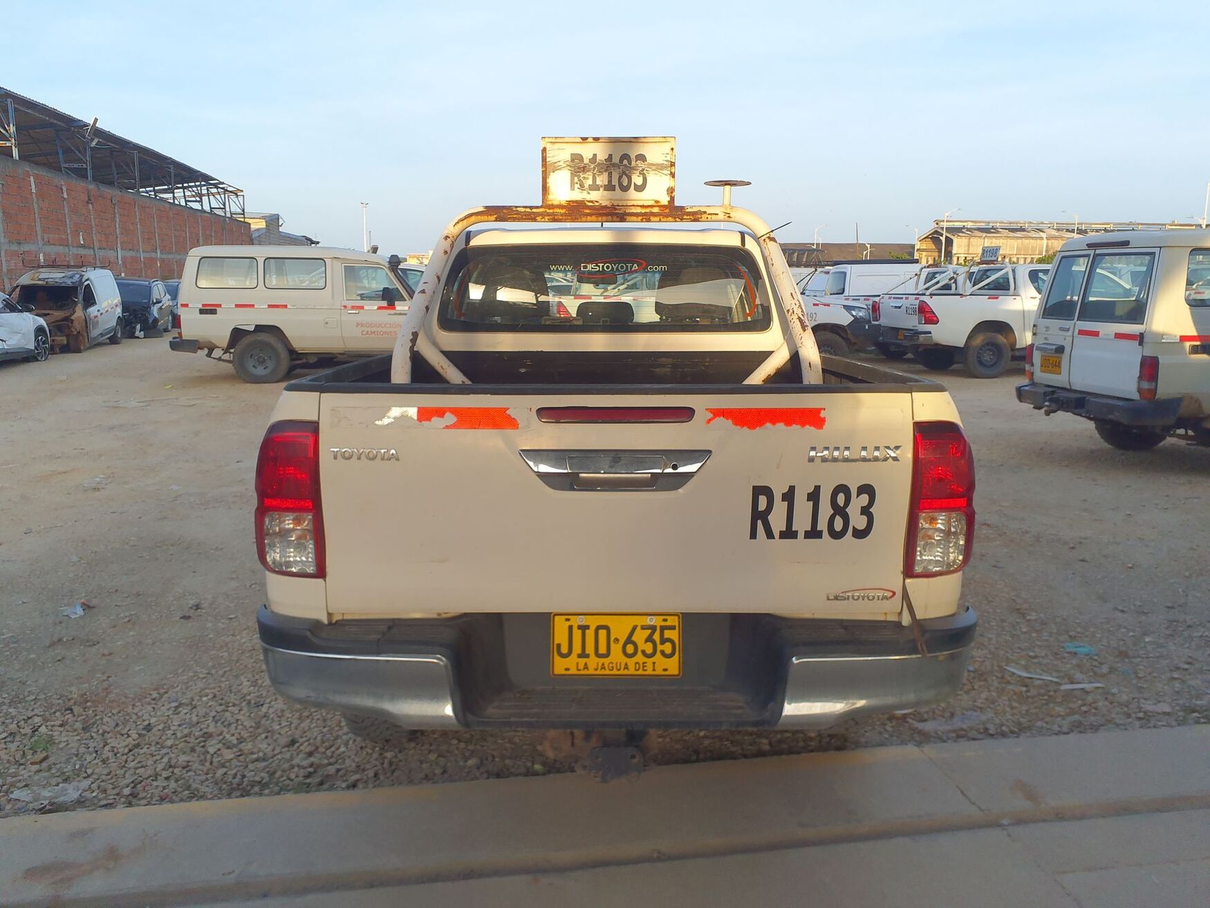 Toyota - Hilux - 2022 image number 8