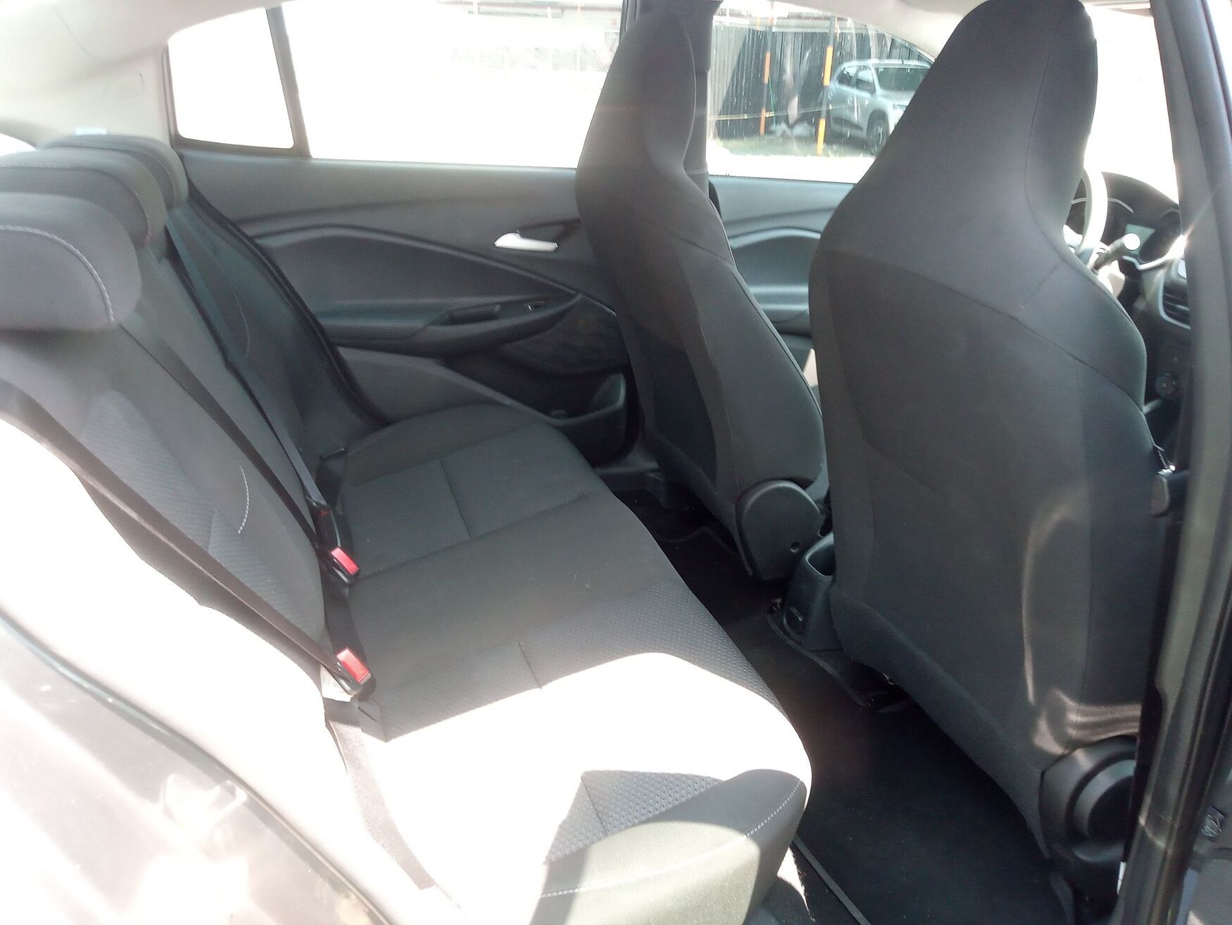Chevrolet - Onix - 2025 image number 3