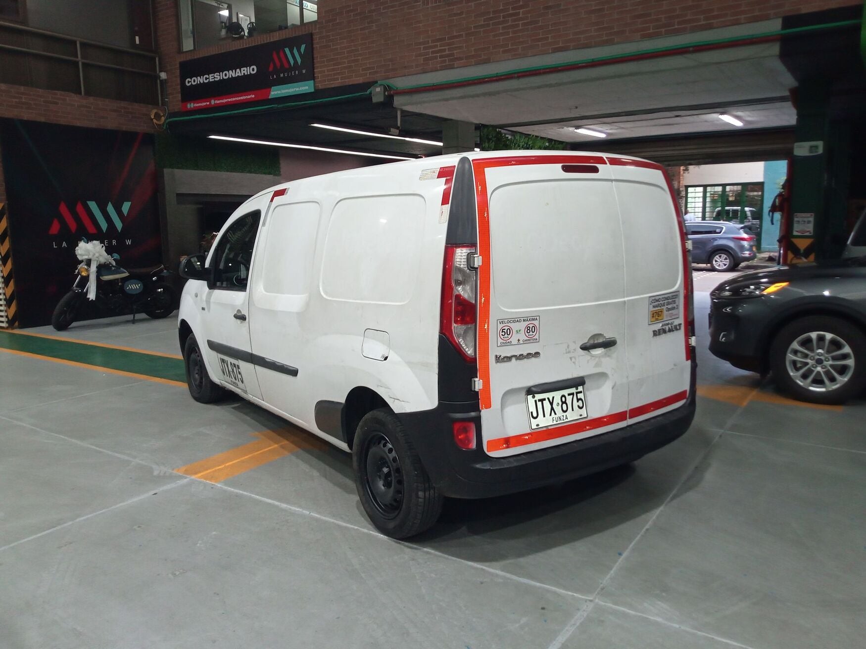Renault - Kangoo ZE - 2020 image number 7