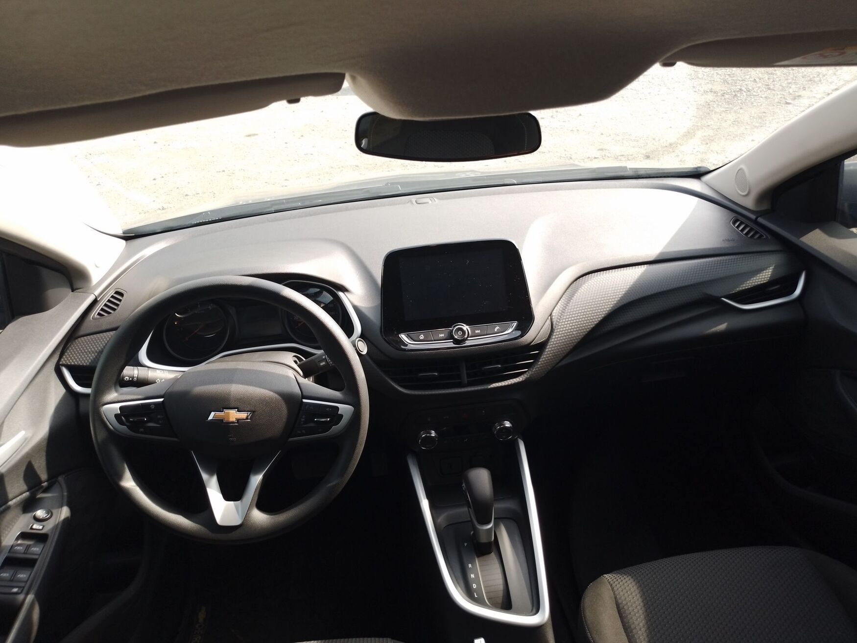 Chevrolet - Onix - 2025 image number 11