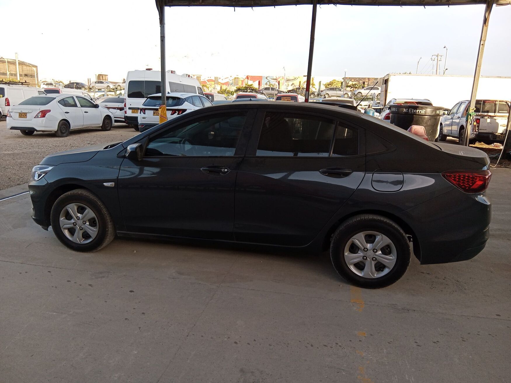 Chevrolet - Onix - 2025 image number 6