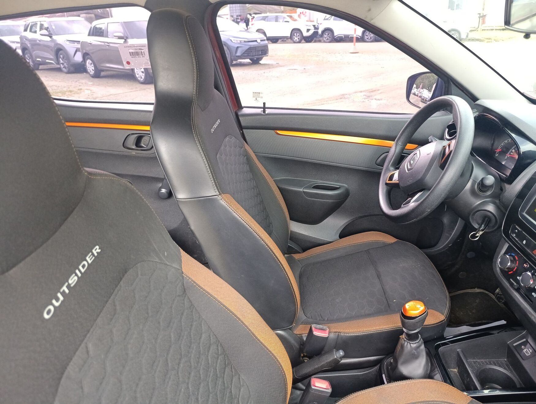 Renault - Kwid - 2022 image number 2