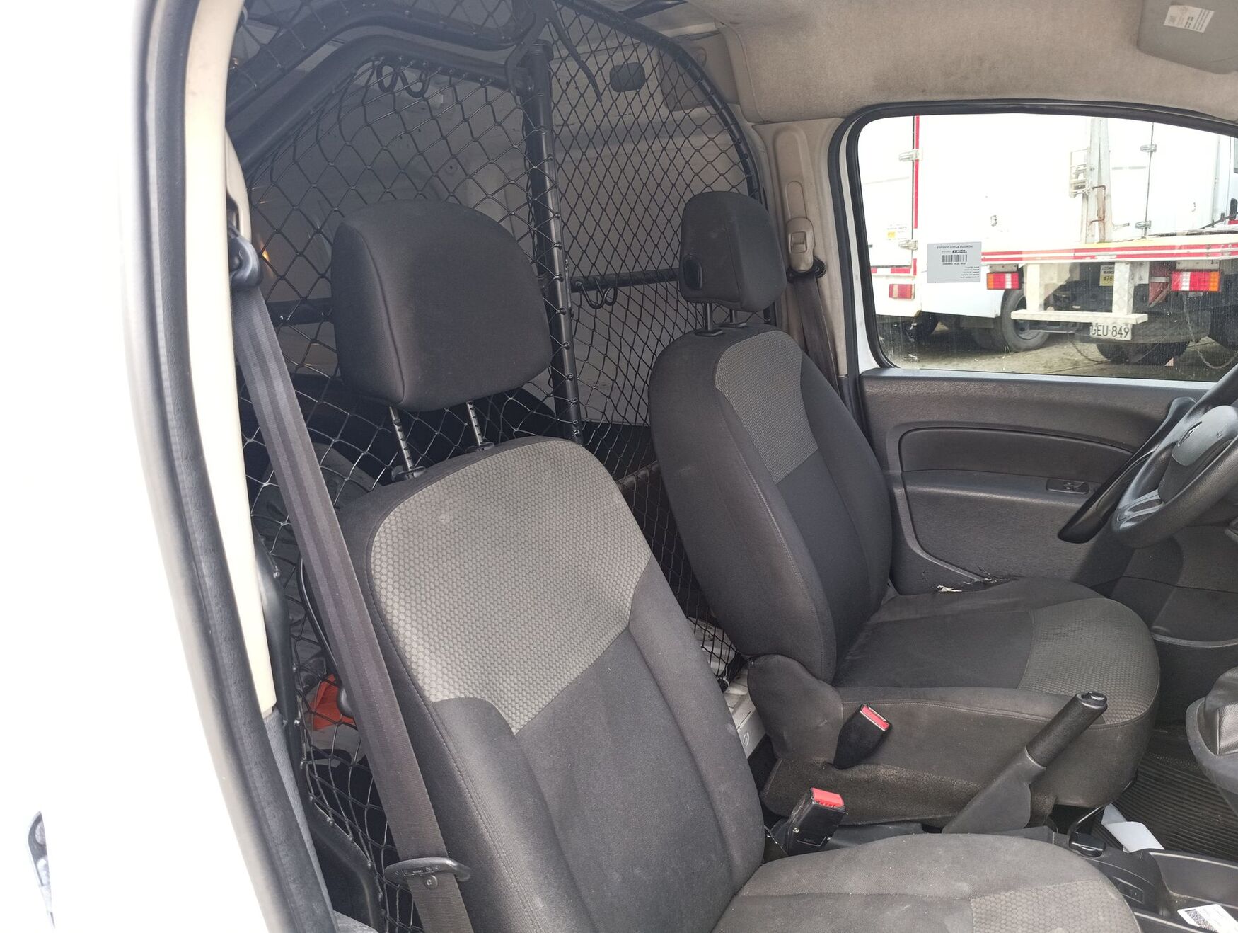 Renault - Kangoo ZE - 2020 image number 3