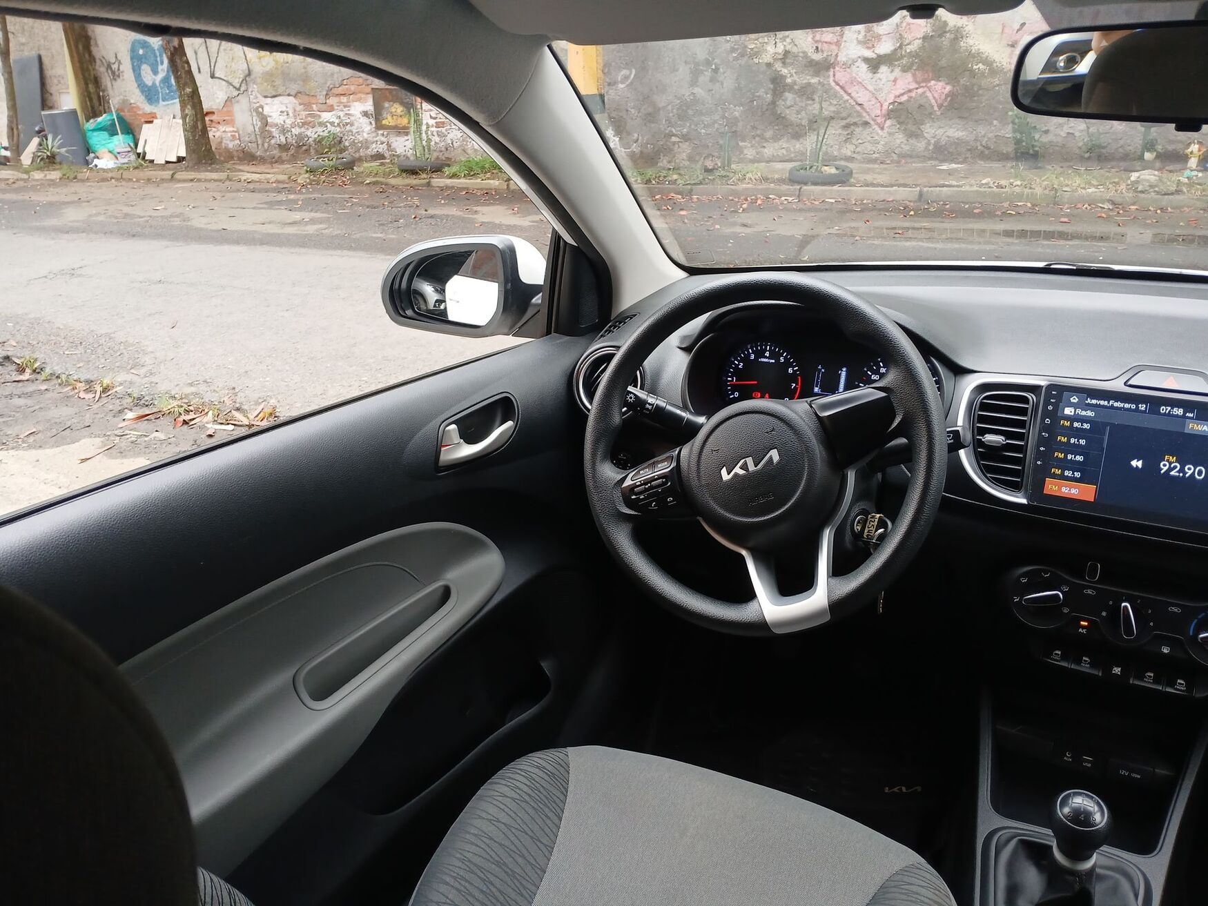 Kia - Soluto - 2026 image number 11