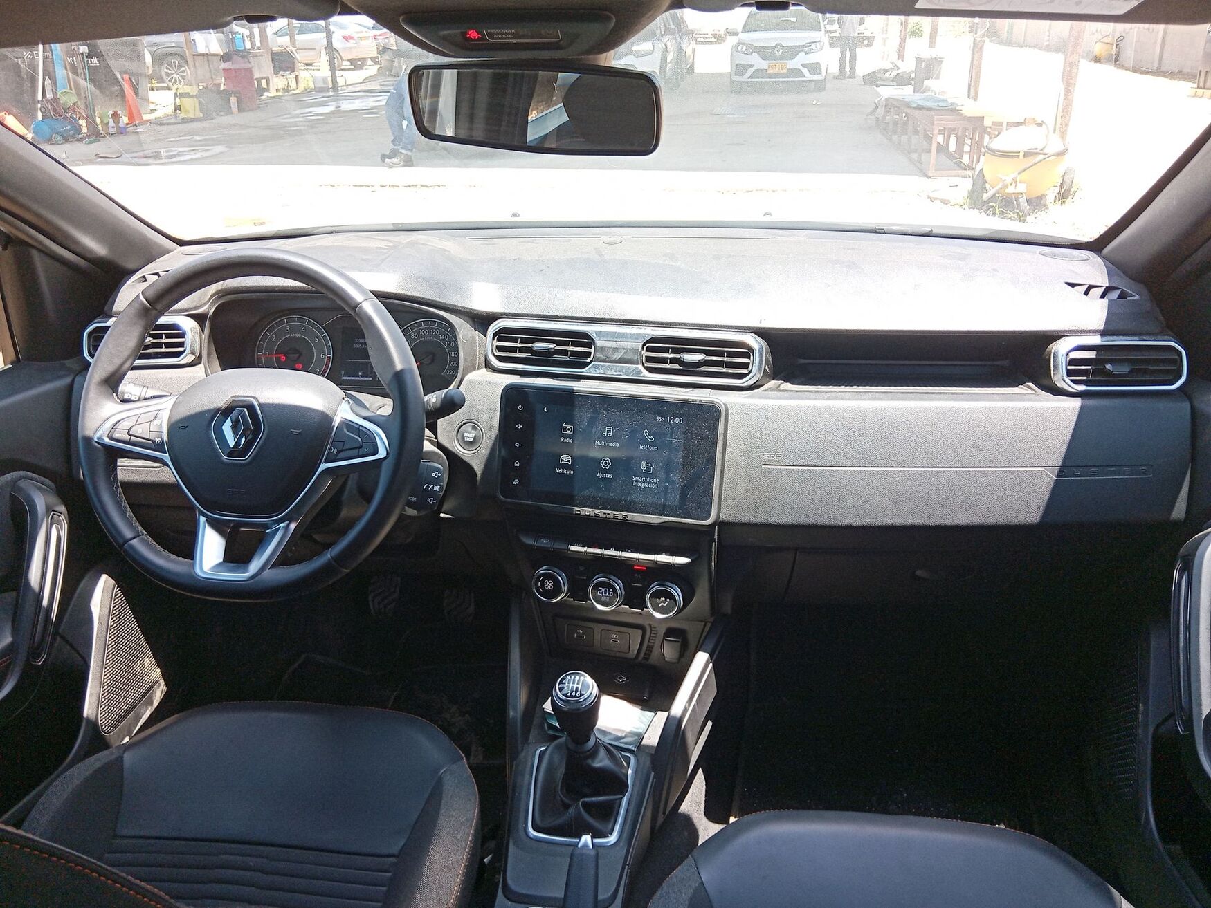 Renault - Duster - 2025 image number 11