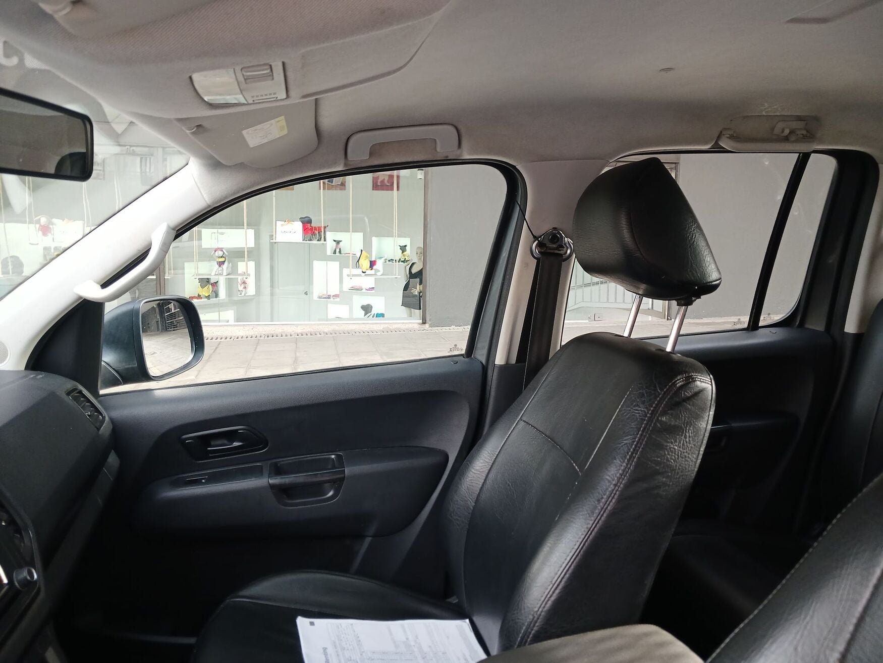 Volkswagen - Amarok - 2023 image number 3