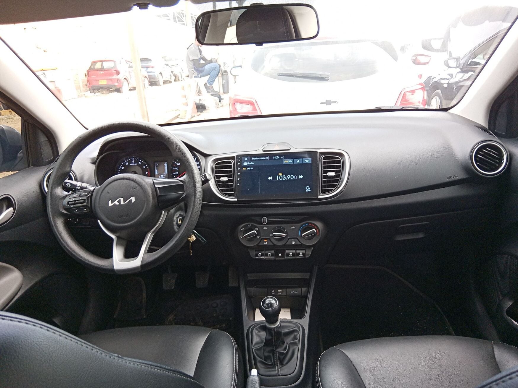 Kia - Soluto - 2026 image number 11
