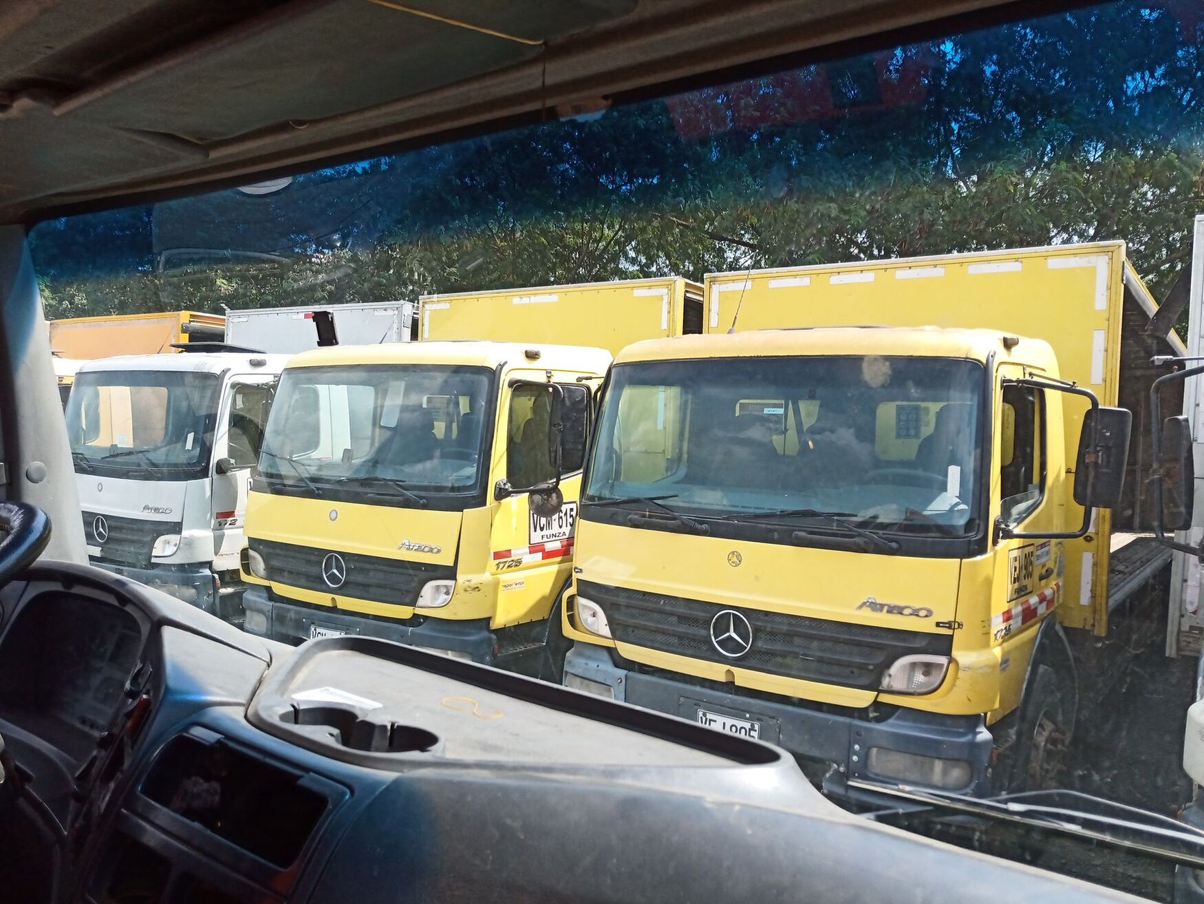 Mercedes Benz - Atego - 2007 image number 11