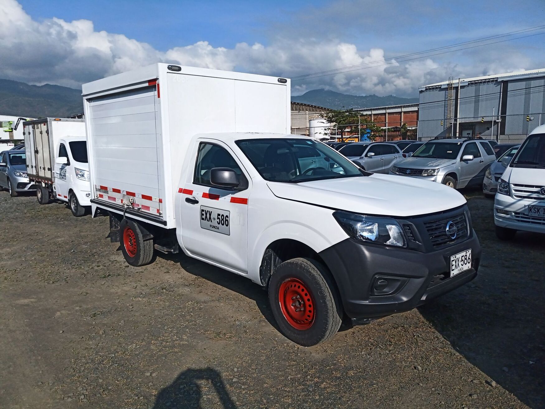 Nissan - Frontier - 2019 image number 1