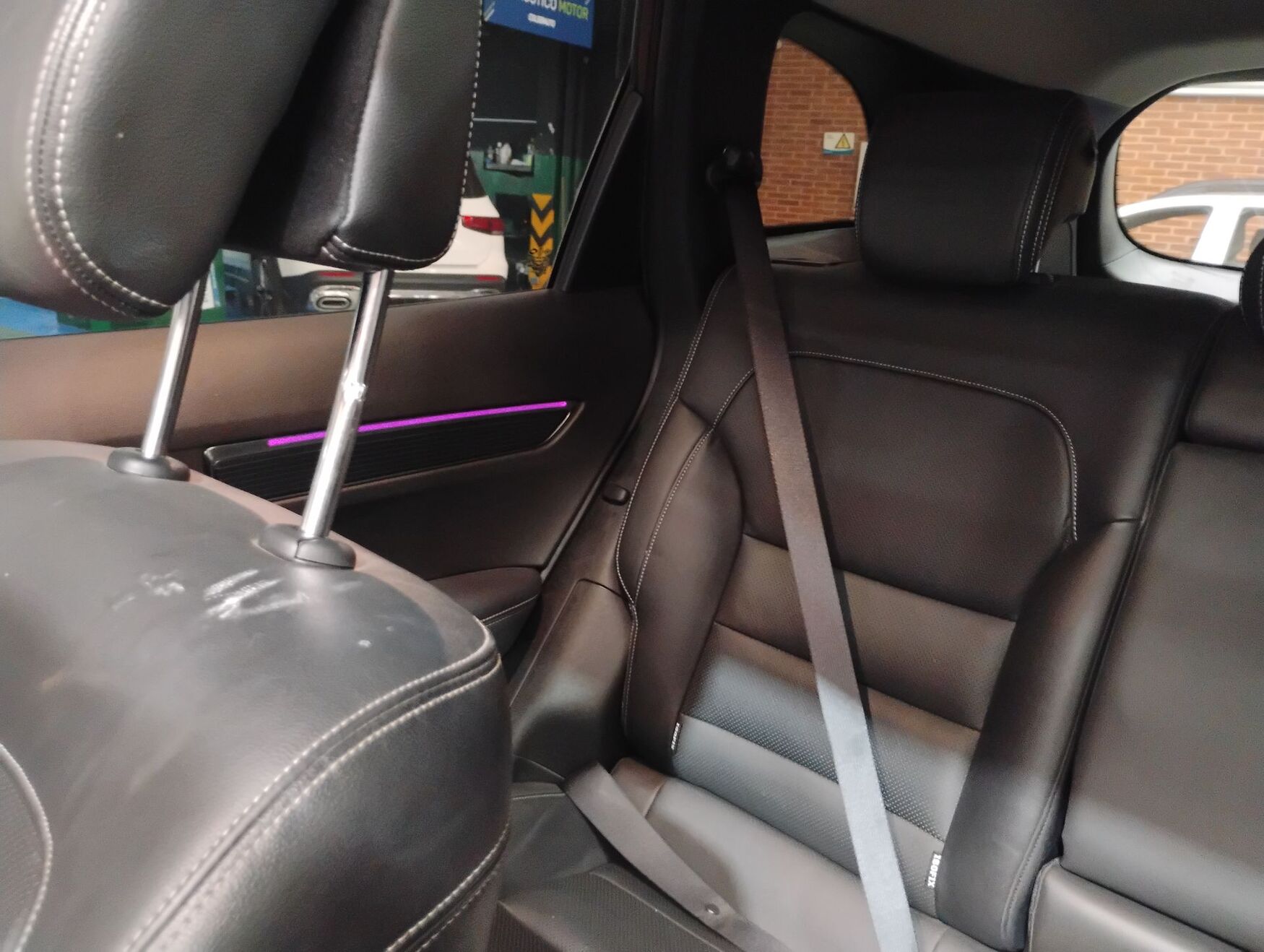 Renault - Koleos - 2023 image number 3