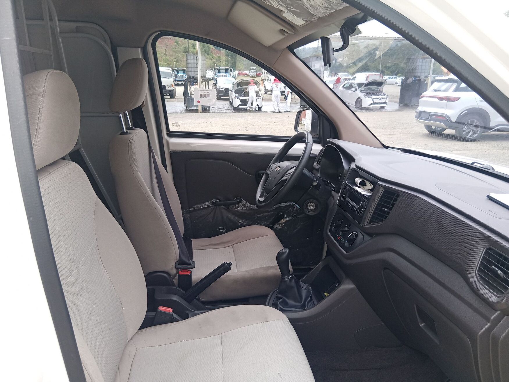 Chevrolet - N400 - 2023 image number 2