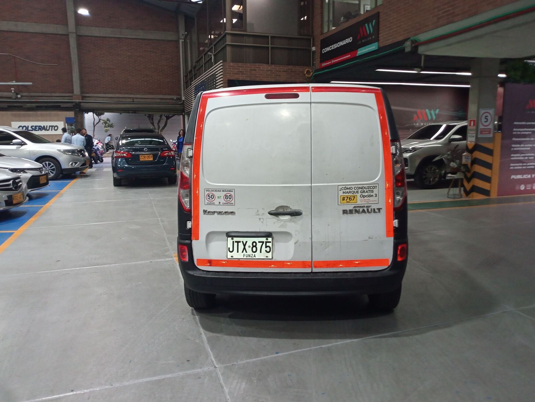 Renault - Kangoo ZE - 2020 image number 8