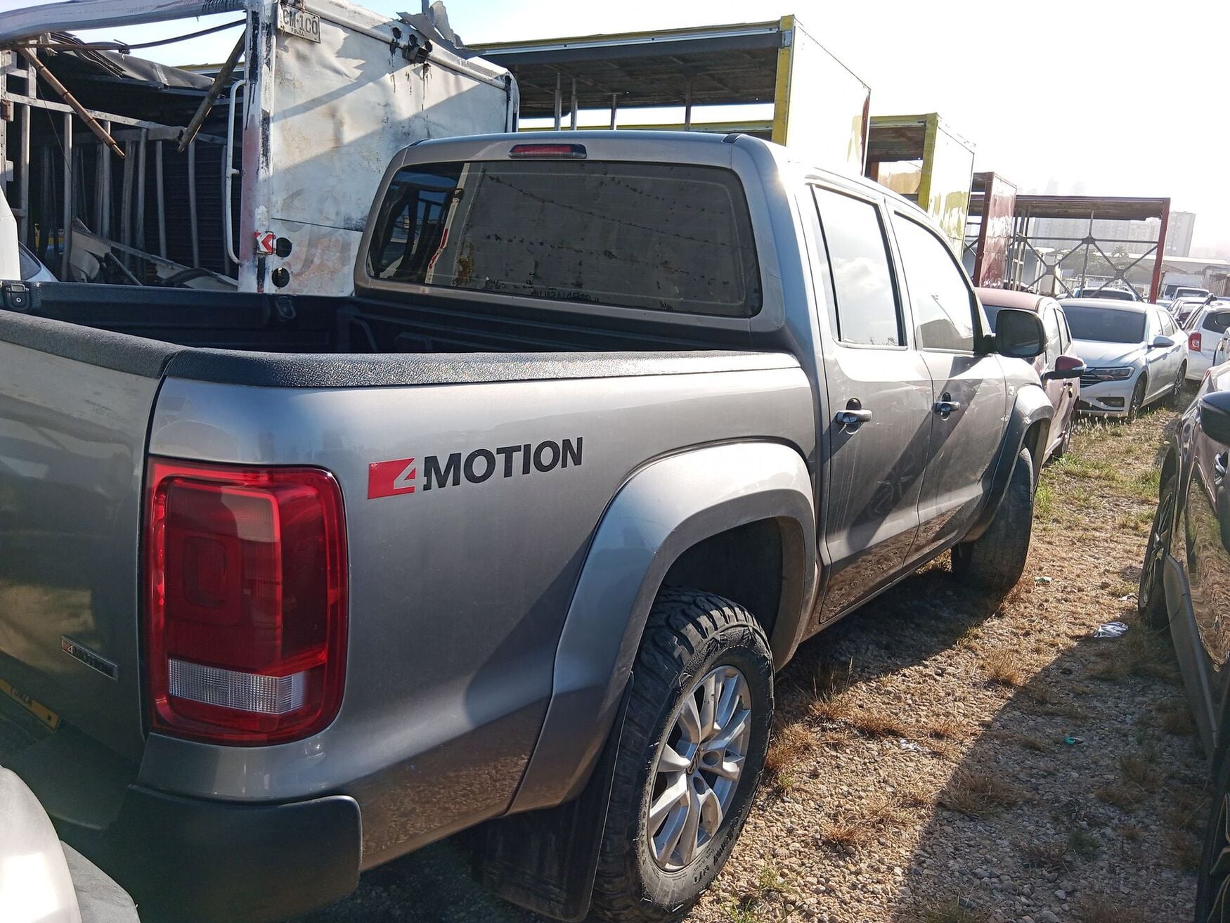 Volkswagen - Amarok - 2021 image number 10