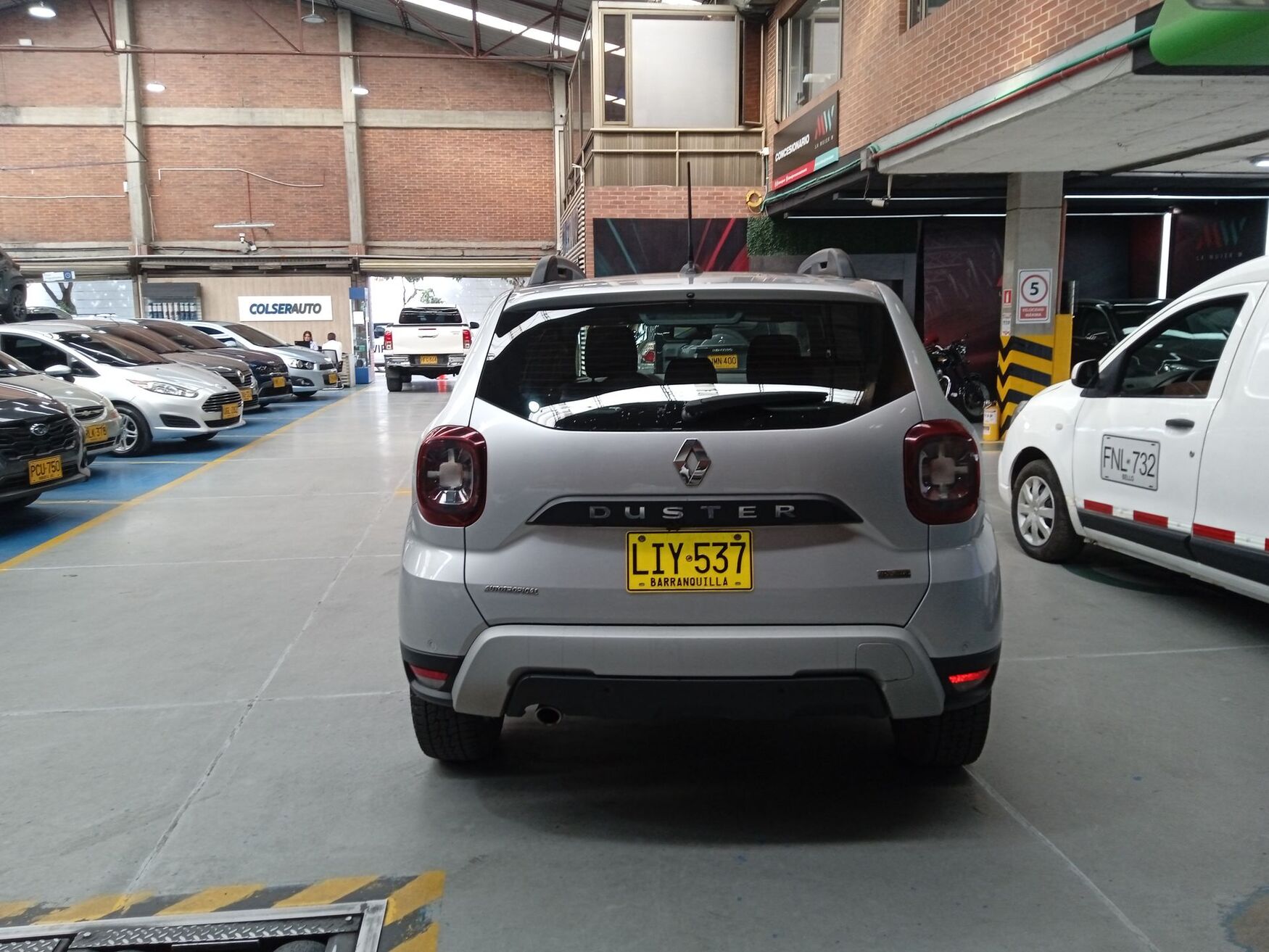 Renault - Duster - 2023 image number 8