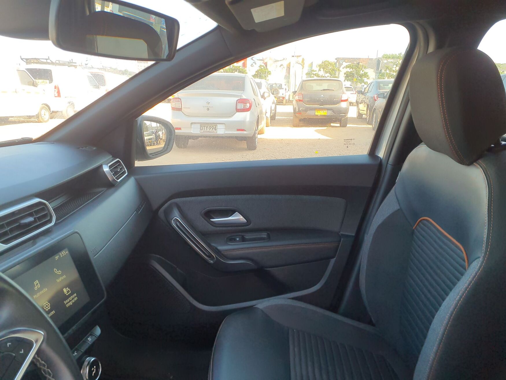 Renault - Duster - 2025 image number 2