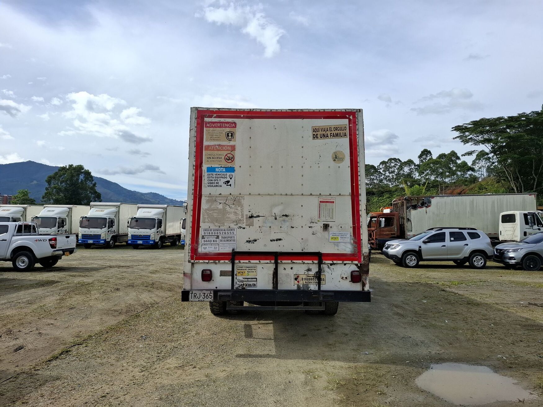 International - 4300 - 2012 image number 8