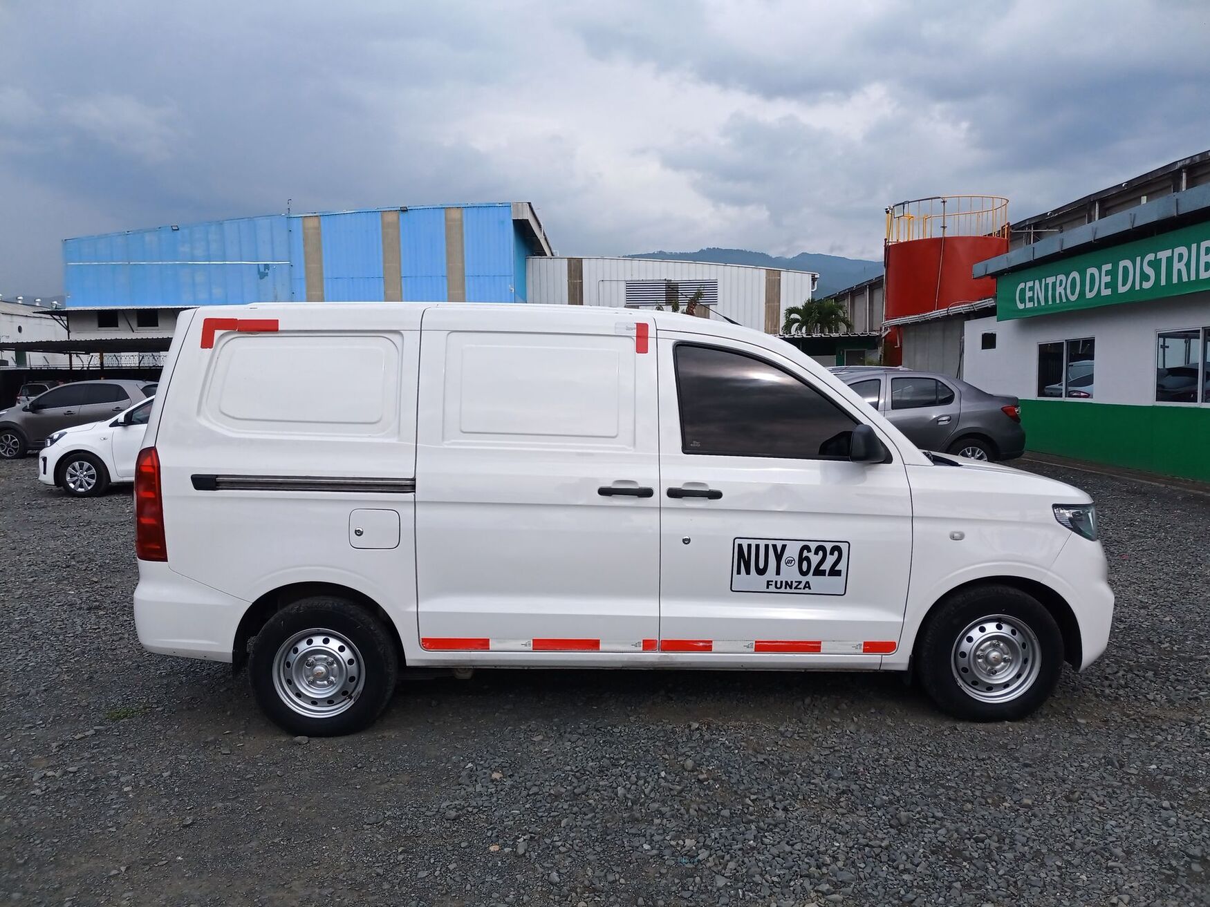 Chevrolet - N400 - 2025 image number 10