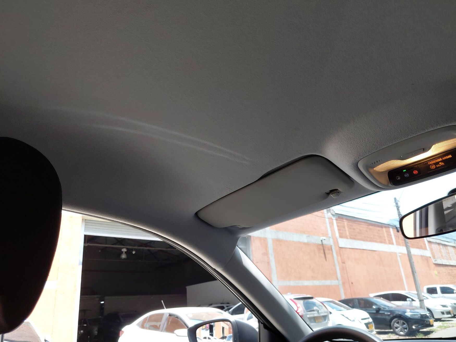 Chevrolet - Tracker - 2025 image number 2