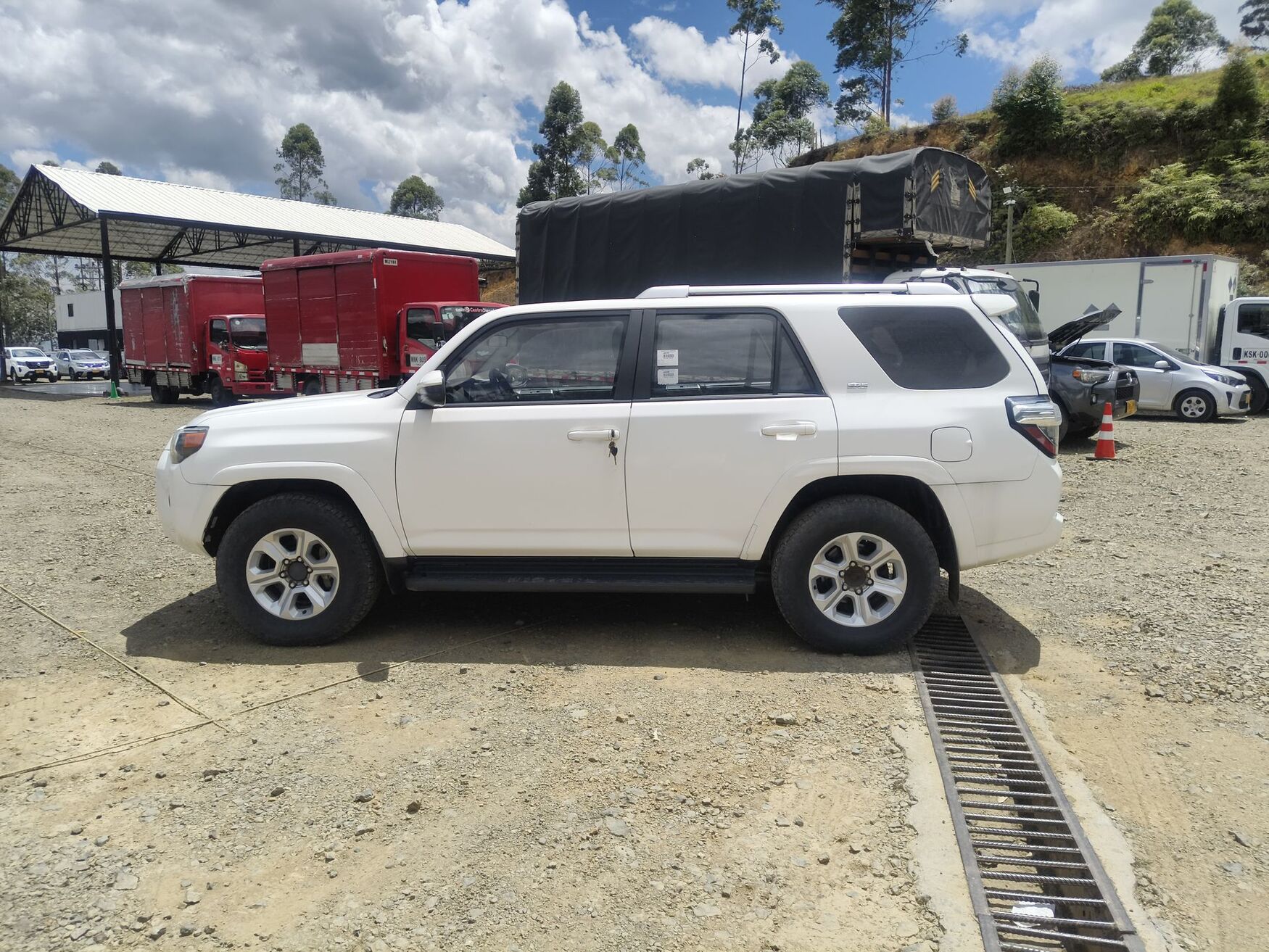 Toyota - 4Runner - 2018 image number 6