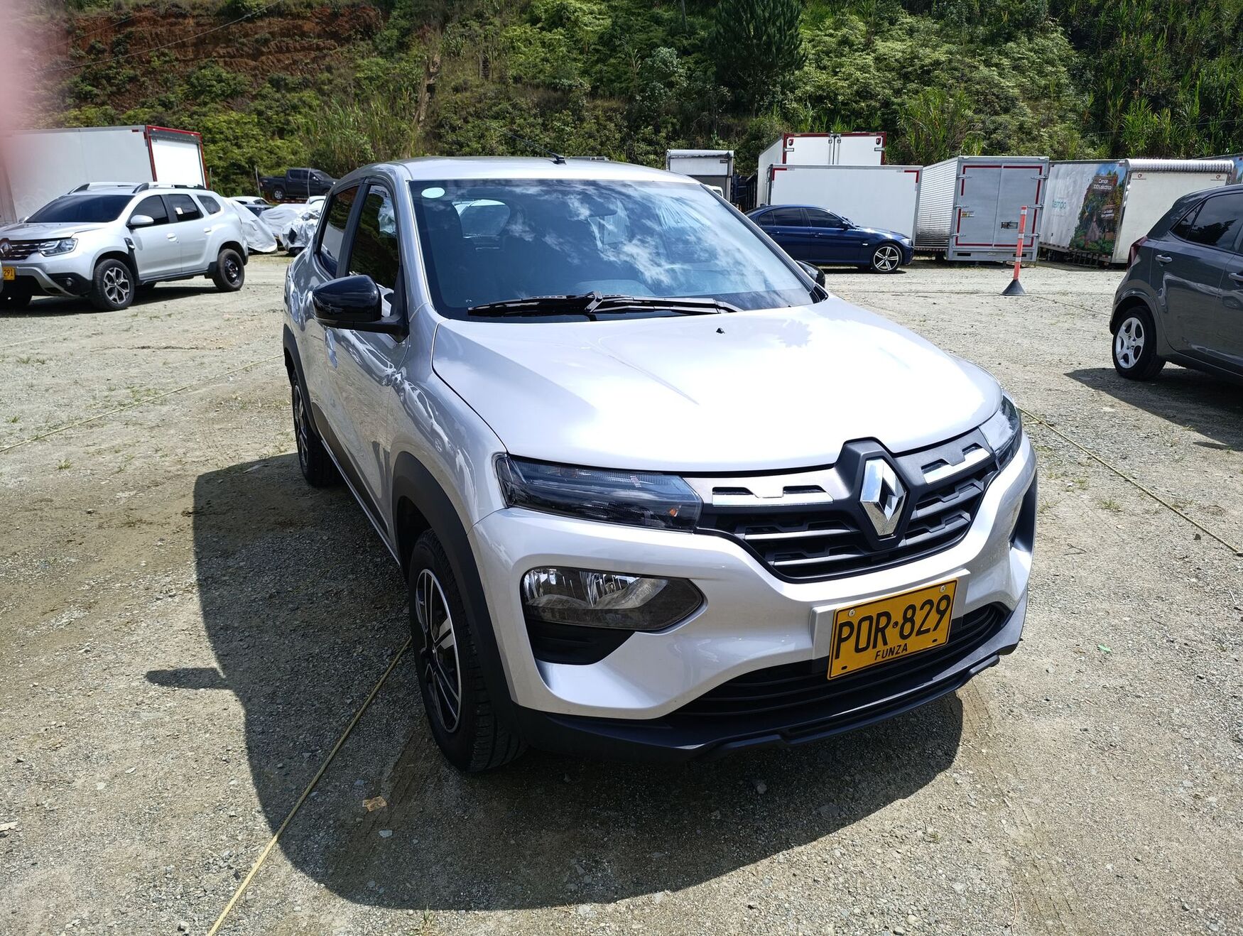 Renault - Kwid - 2025 image number 1