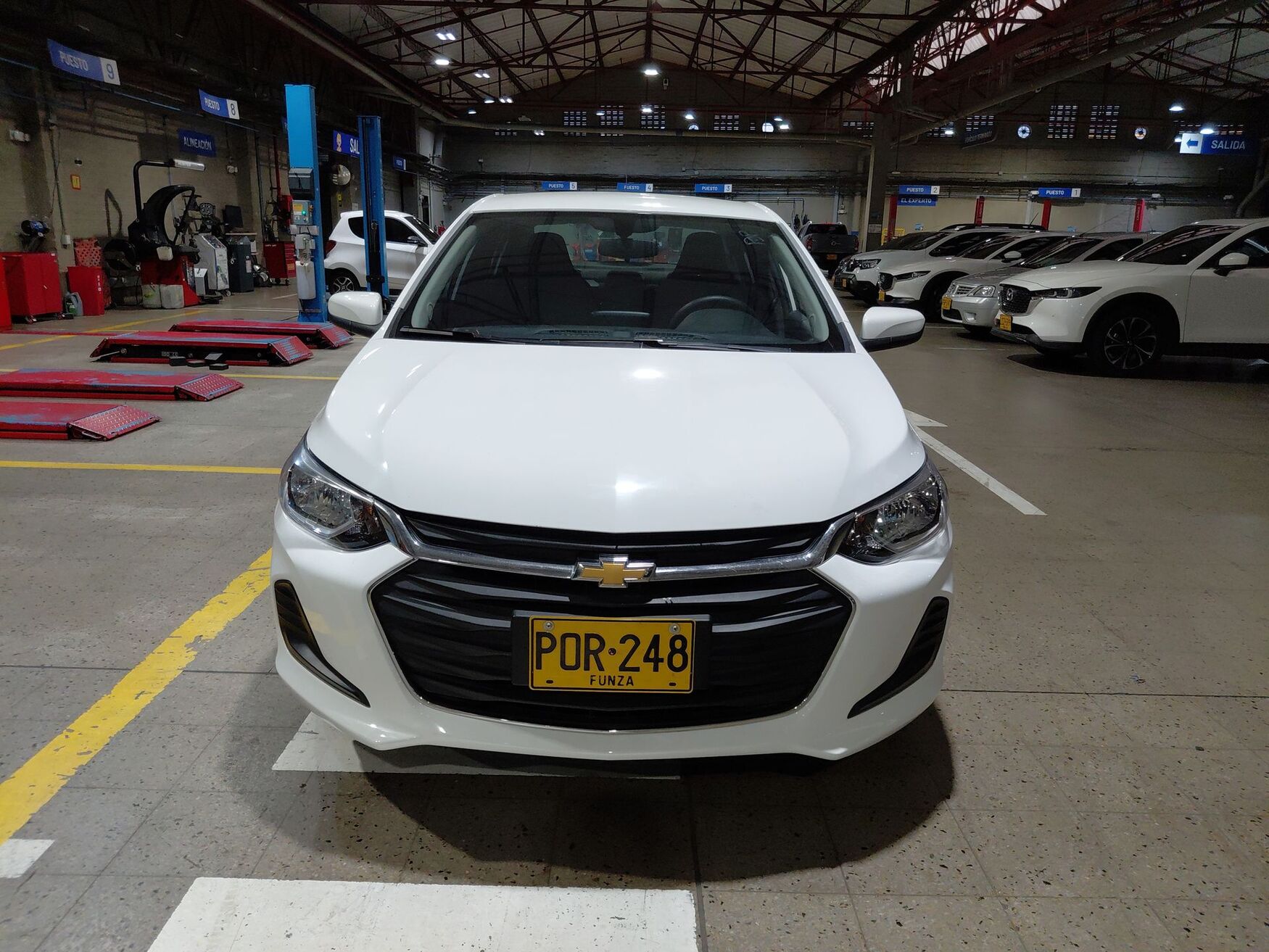 Chevrolet - Onix - 2025 image number 4