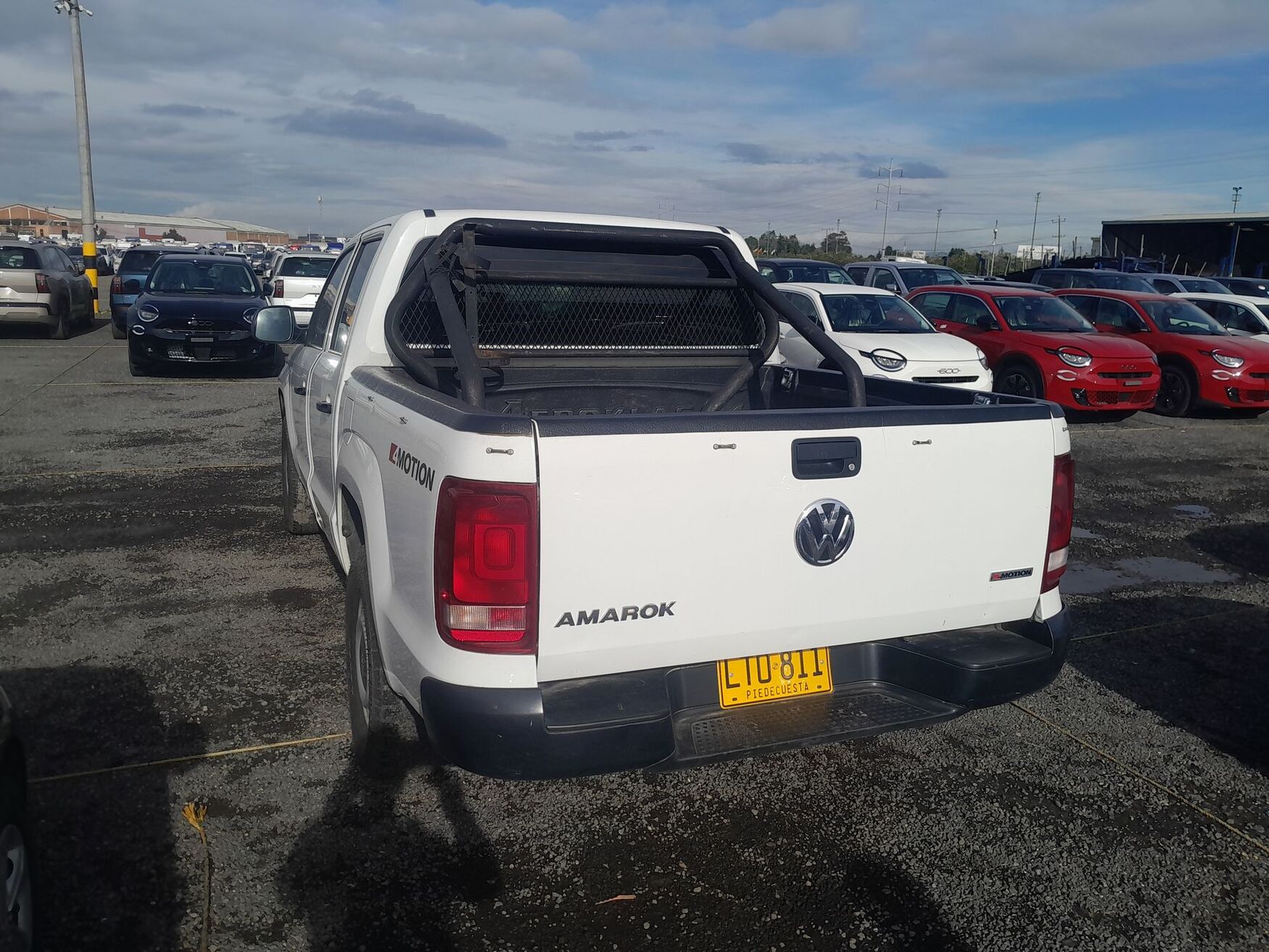 Volkswagen - Amarok - 2023 image number 7