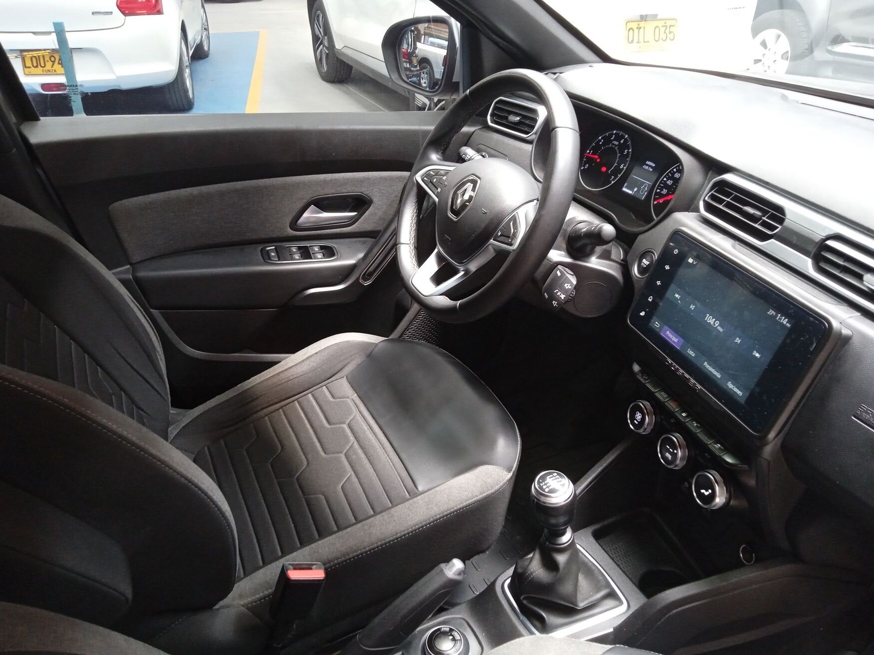 Renault - Duster - 2024 image number 2