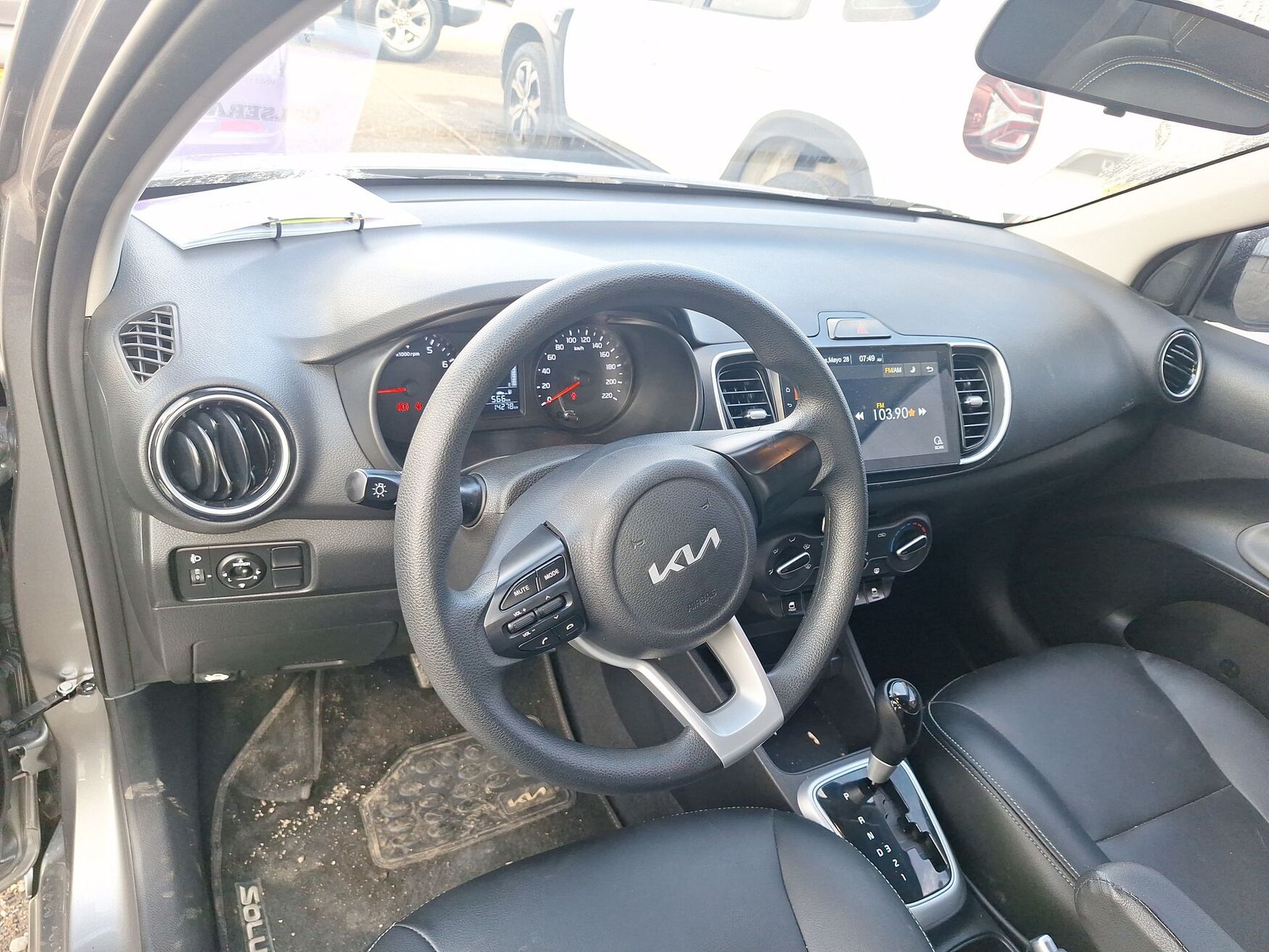 Kia - Soluto - 2026 image number 11
