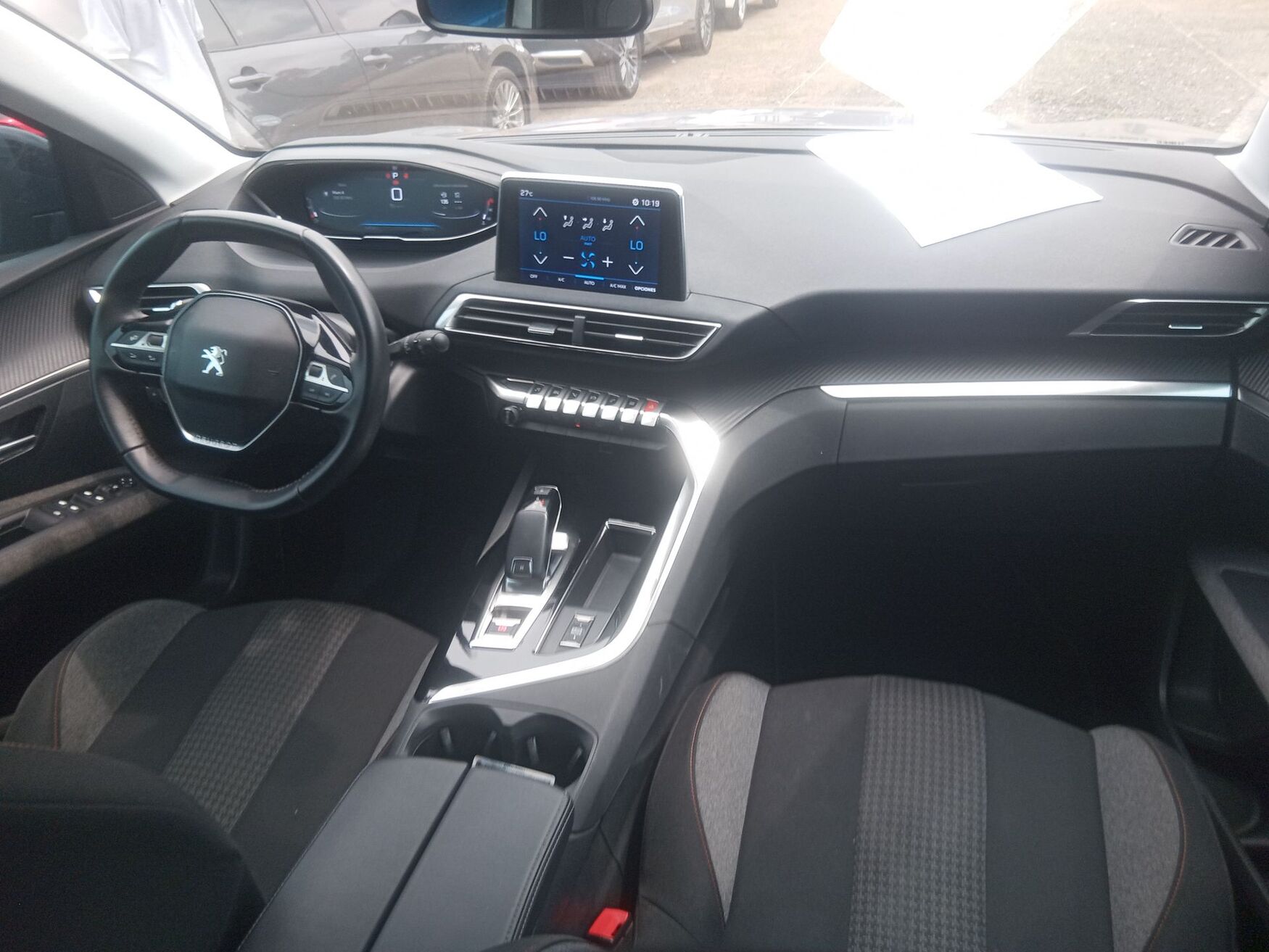 Peugeot - 3008 - 2023 image number 11