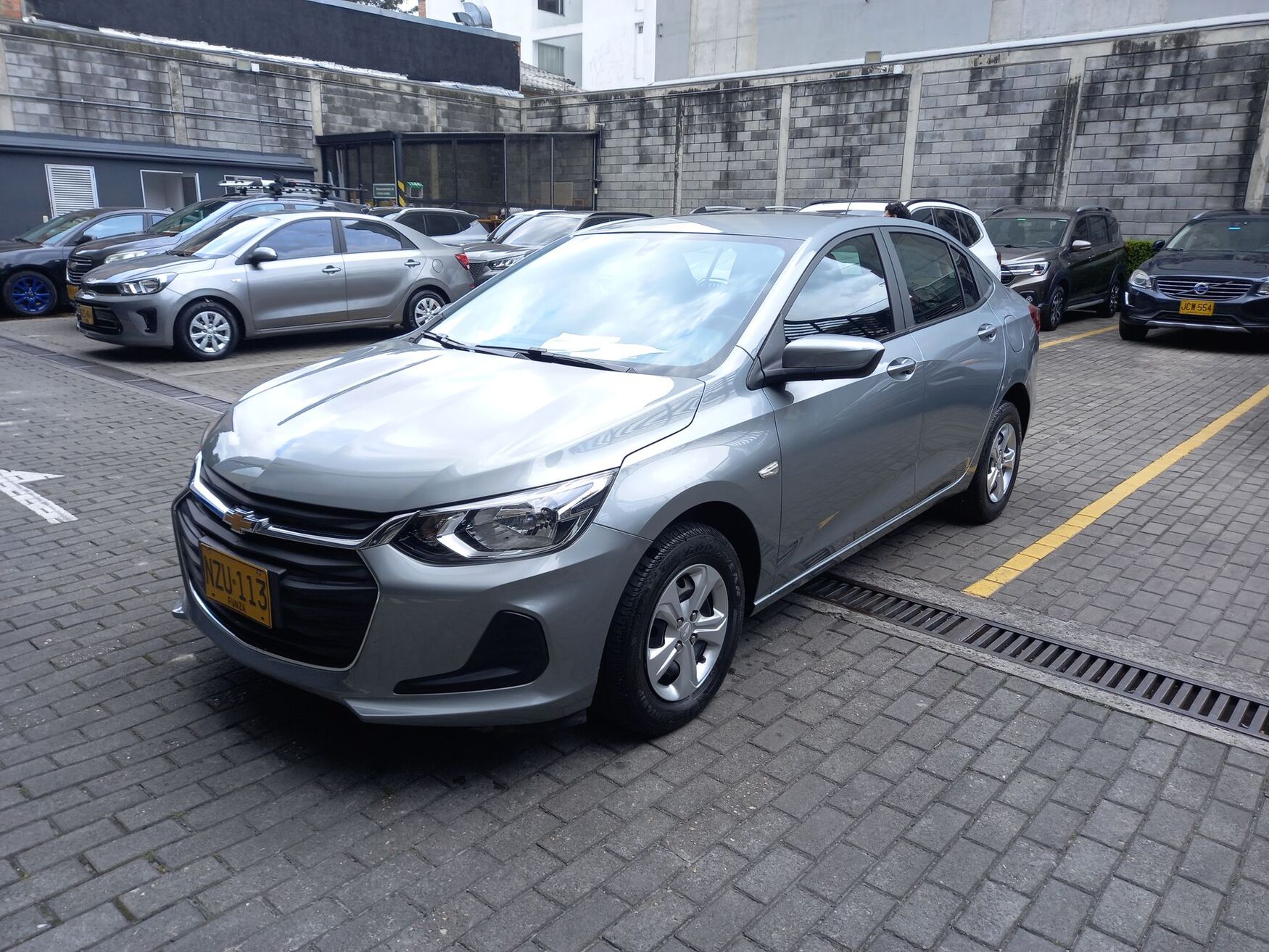 Chevrolet - Onix - 2025 image number 5