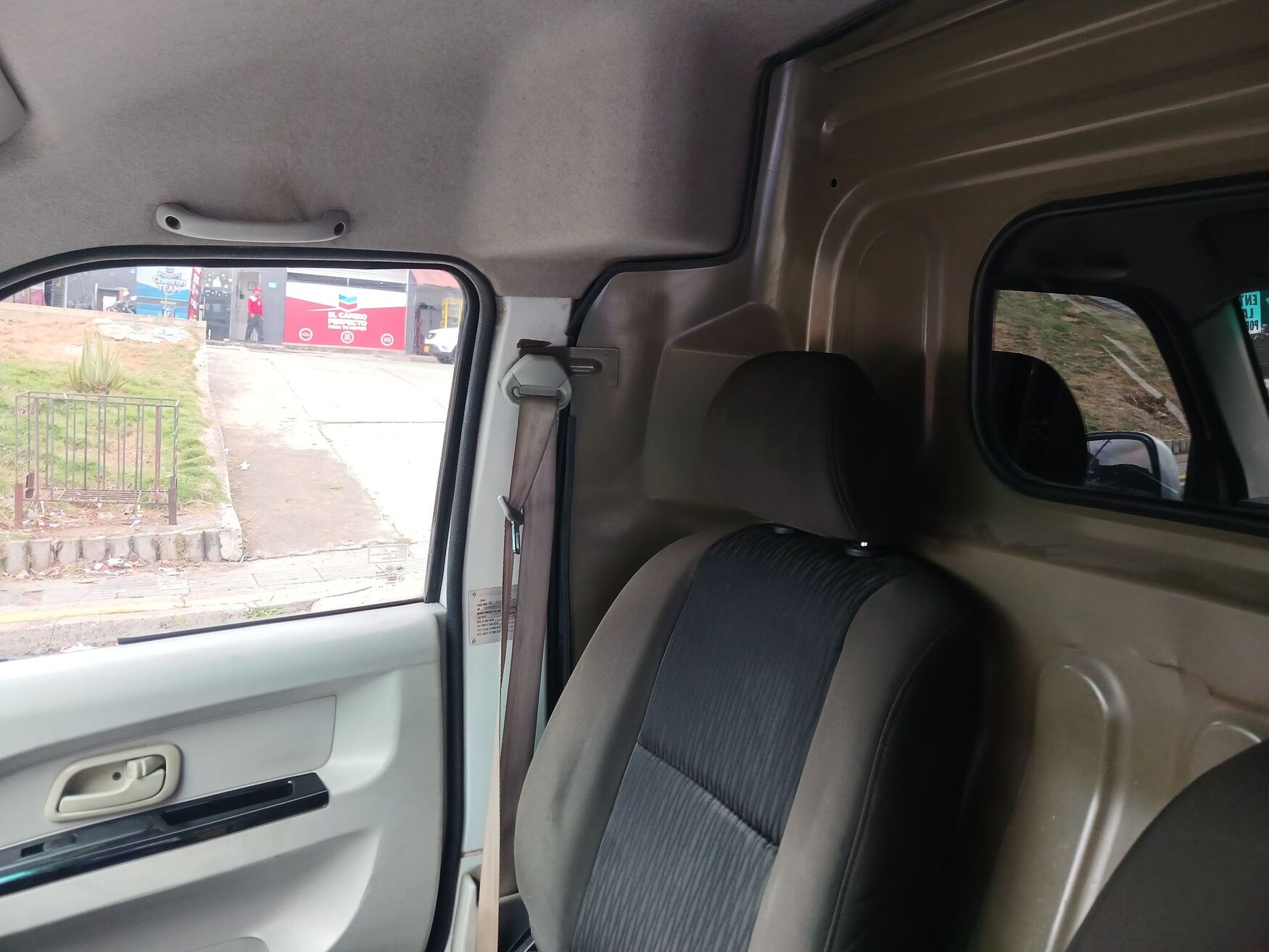 Dongfeng - E-Cargo 1T - 2022 image number 3